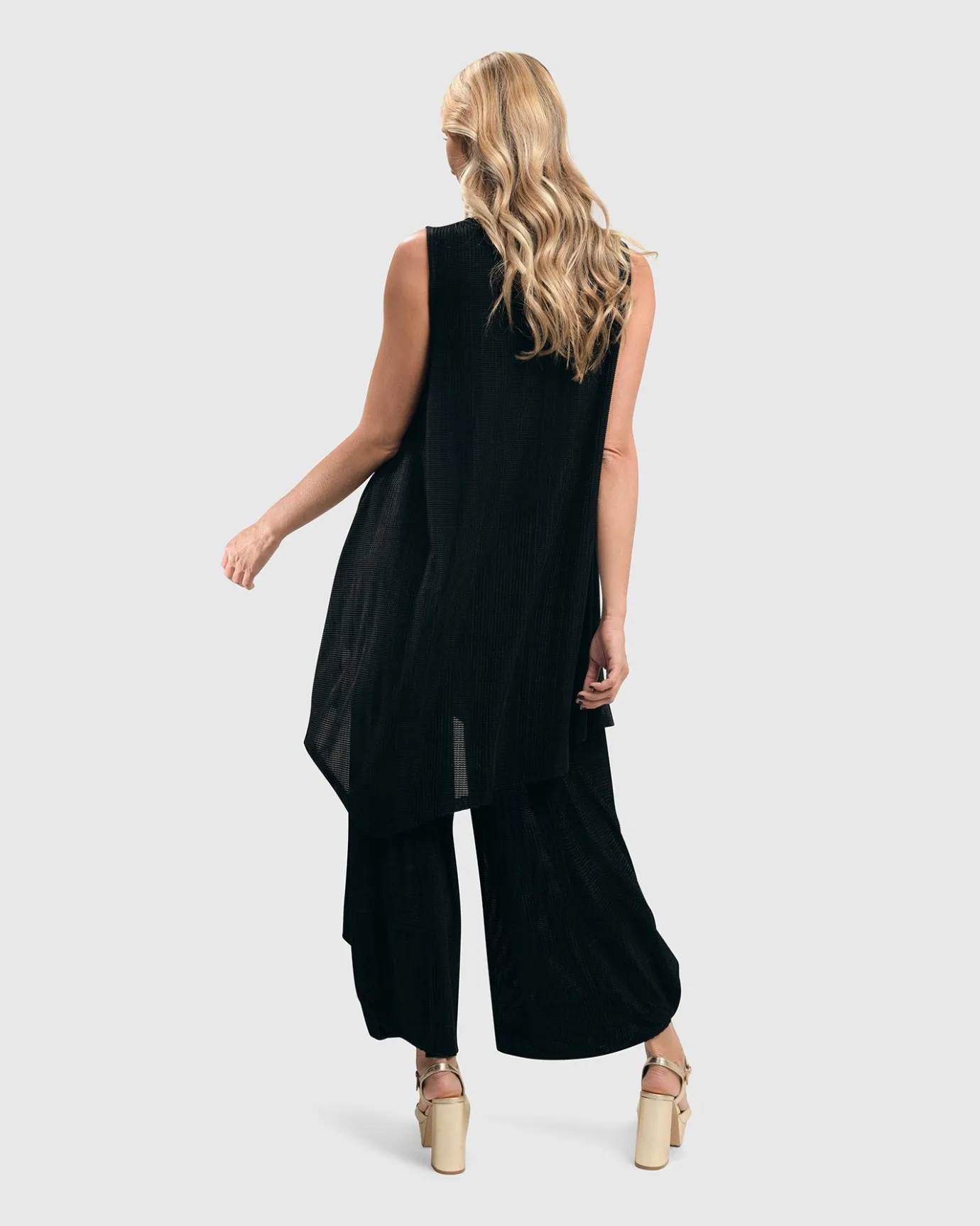 Women Alembika Tops & Tunics<Liv Sleeveless Tunic Top, Black Grid