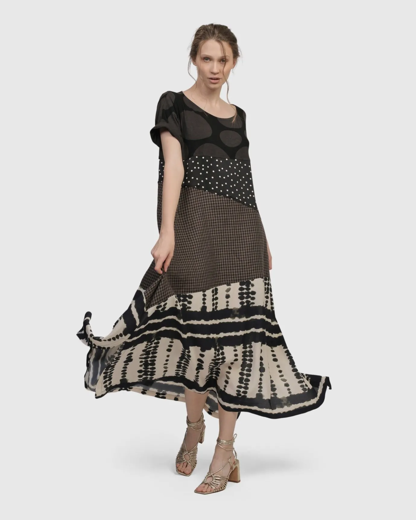 Women Alembika Dresses<Lost City T-Shirt Dress, Savanna