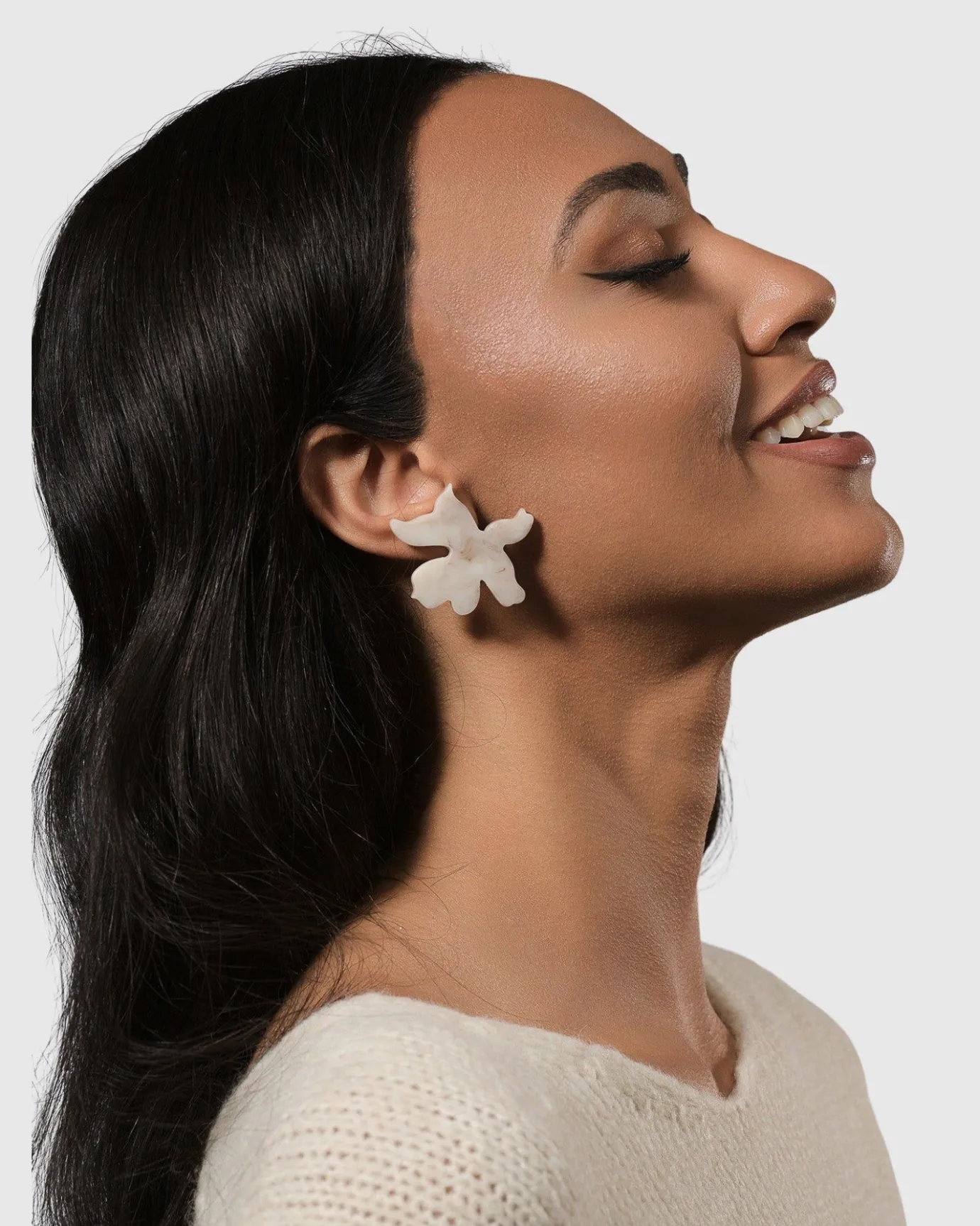 Women Alembika Jewelry<Lotus Clip Earrings, Oat