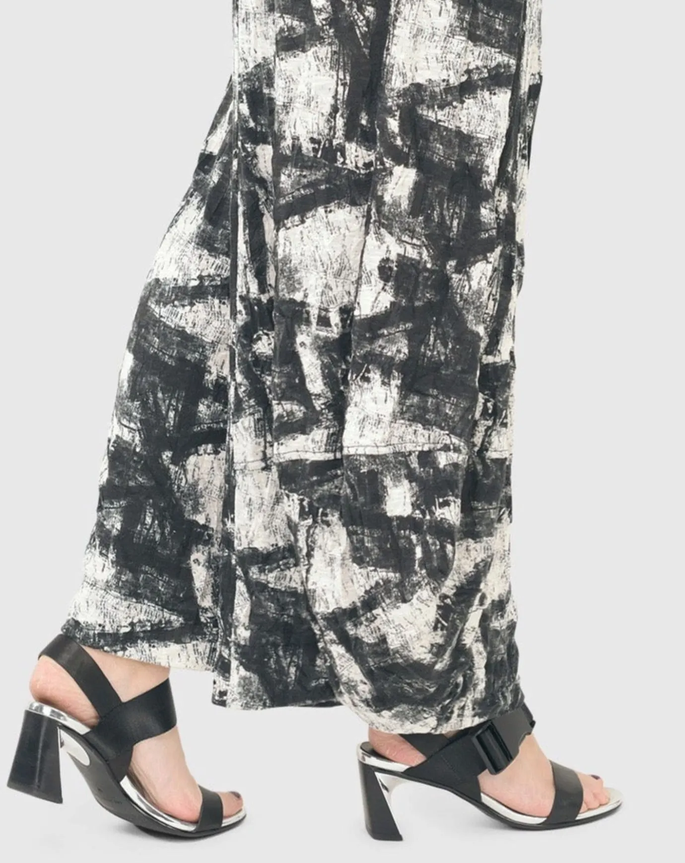 Women Alembika Pants & Skirts<Marble Crinkle Punto Pants, Black