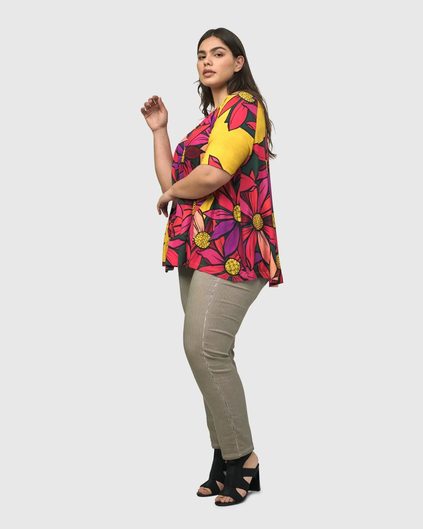 Women Alembika Plus<Marigold Trapeze Top, Bouquet
