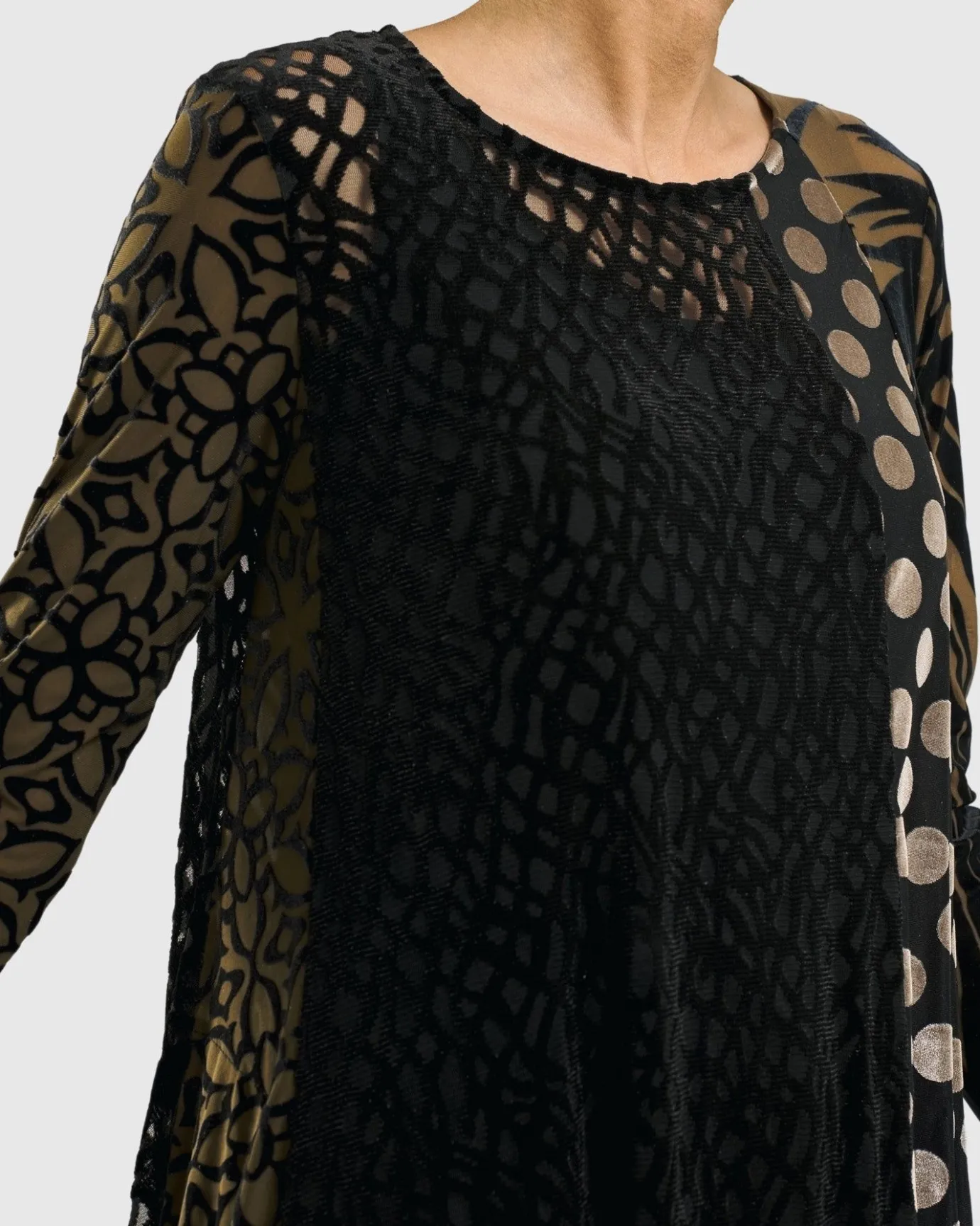 Women Alembika Dresses<Medallion A-Line Dress, Gold