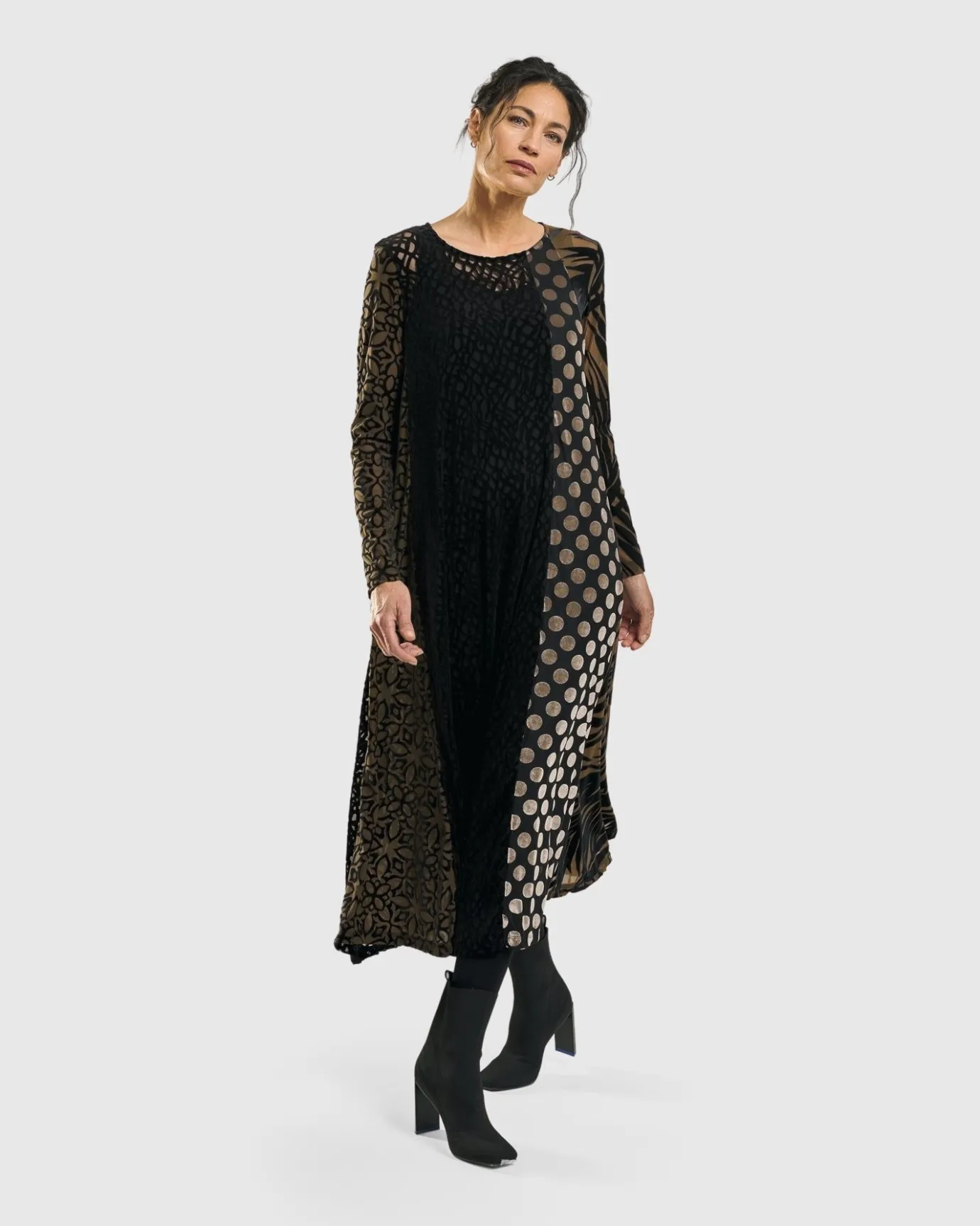Women Alembika Dresses<Medallion A-Line Dress, Gold