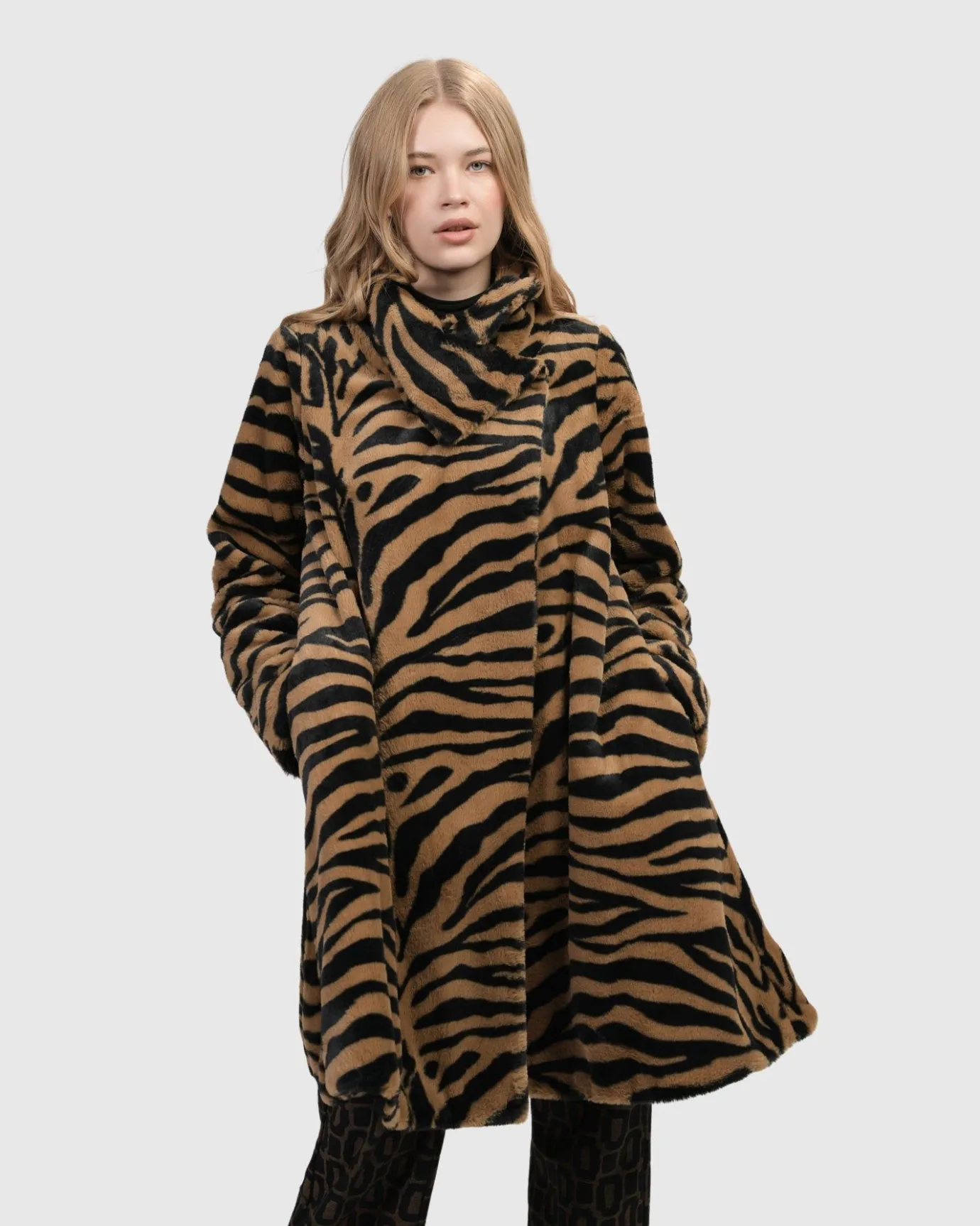 Women Alembika Jackets<Modern Museum Jacket