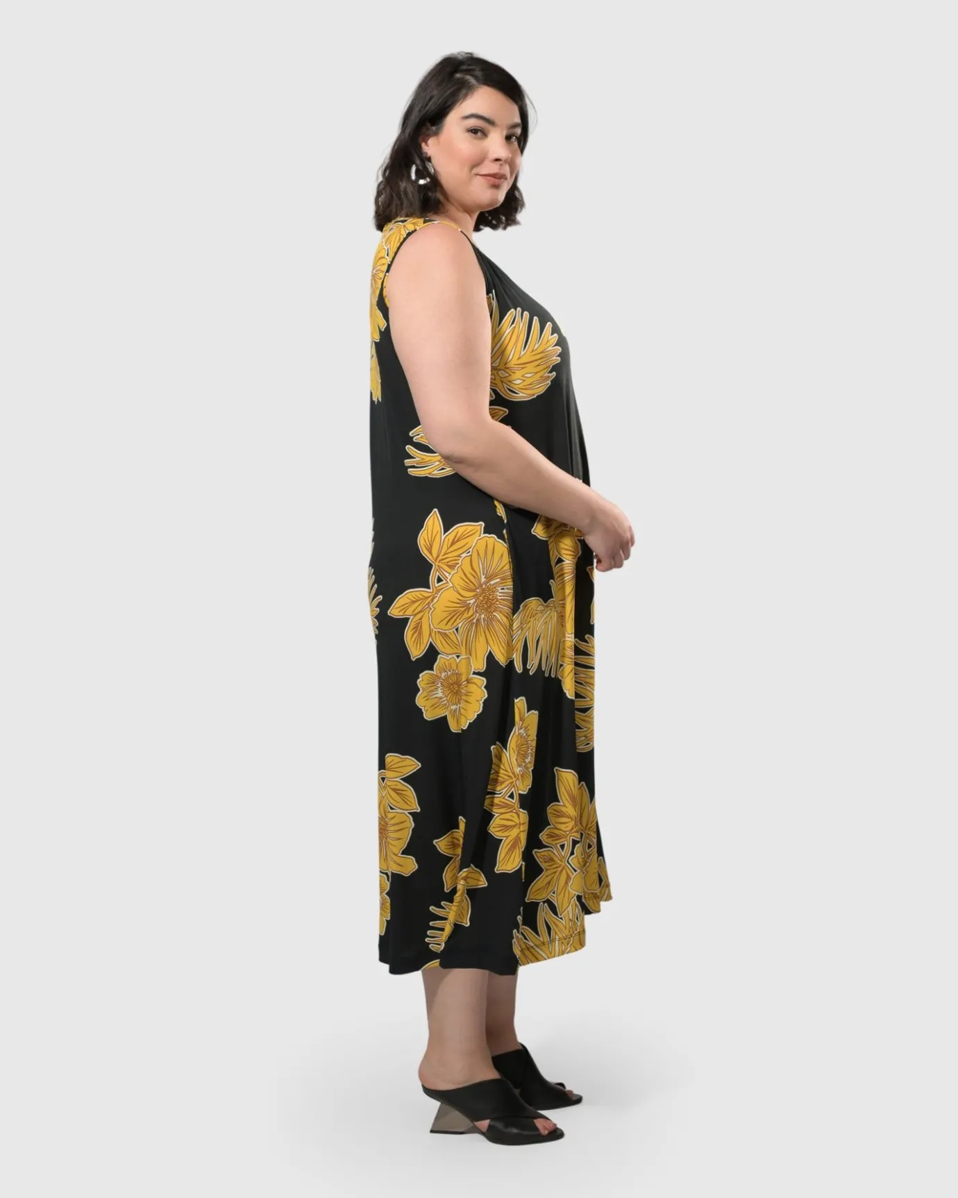 Women Alembika Dresses<Molokai Sleeveless Swing Maxi Dress, Gold