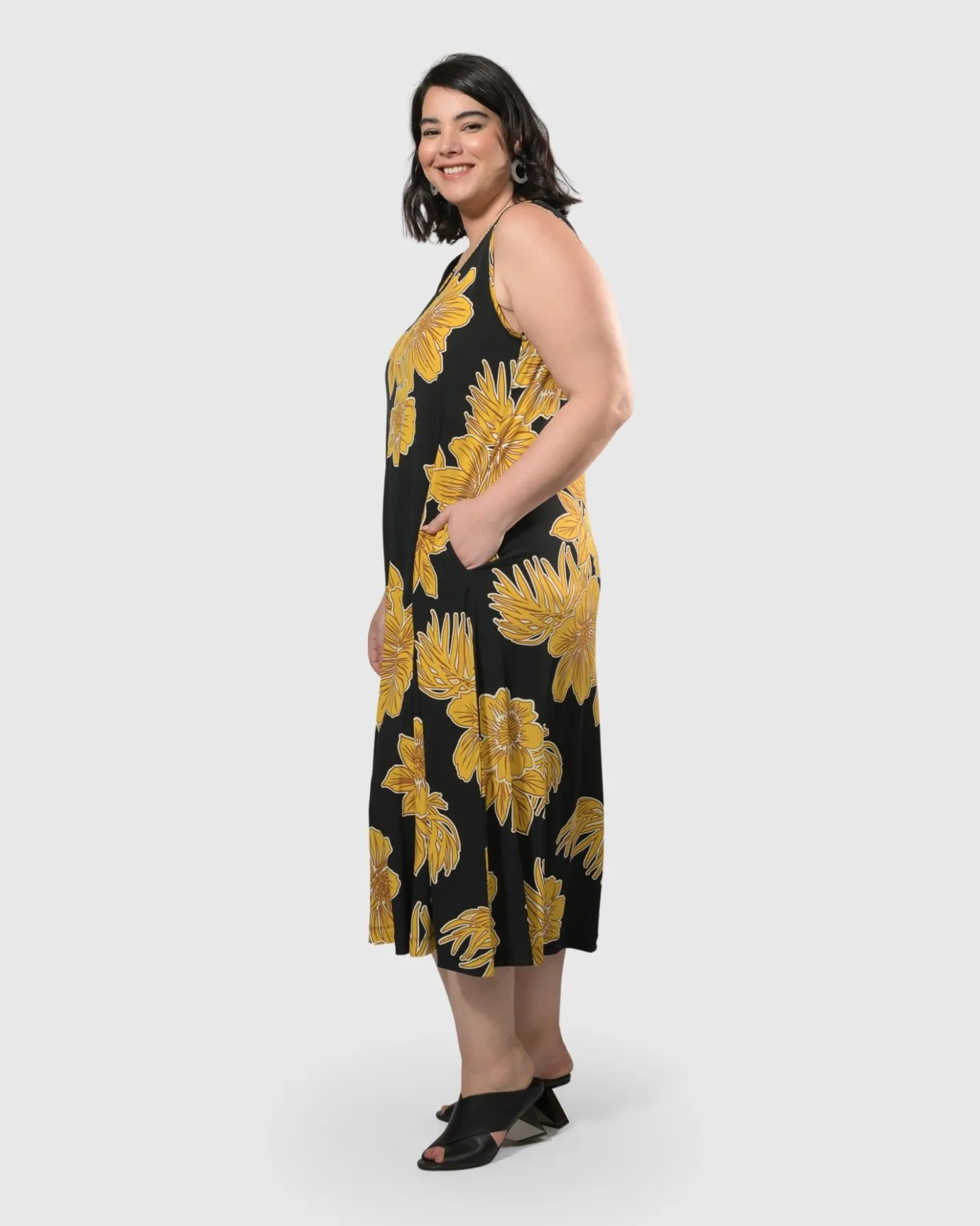 Women Alembika Dresses<Molokai Sleeveless Swing Maxi Dress, Gold