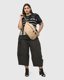 Women Alembika Tops & Tunics<Mountaineer Tee, Savanna