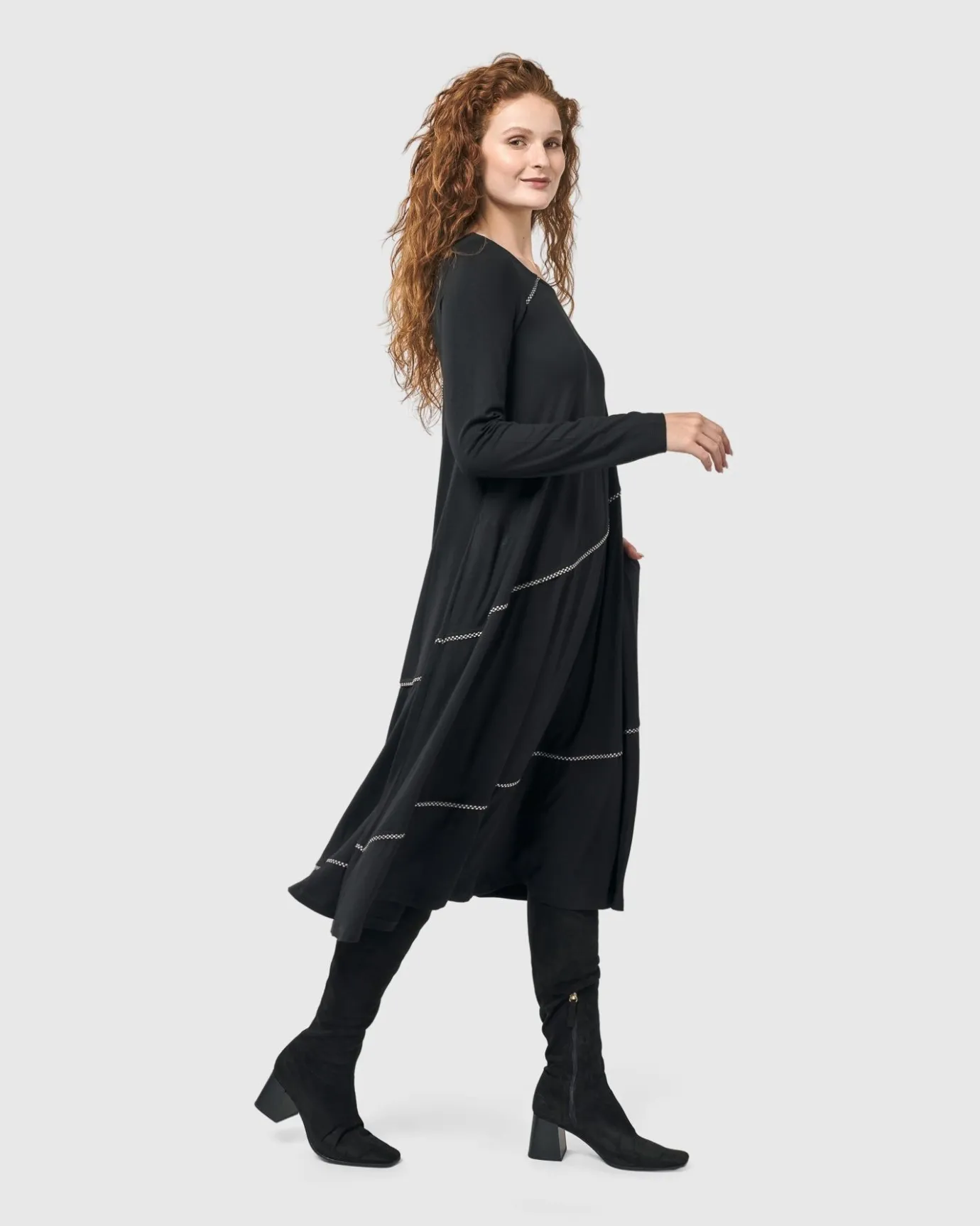 Women Alembika Dresses<Nightingale Pullover Midi Dress, Black