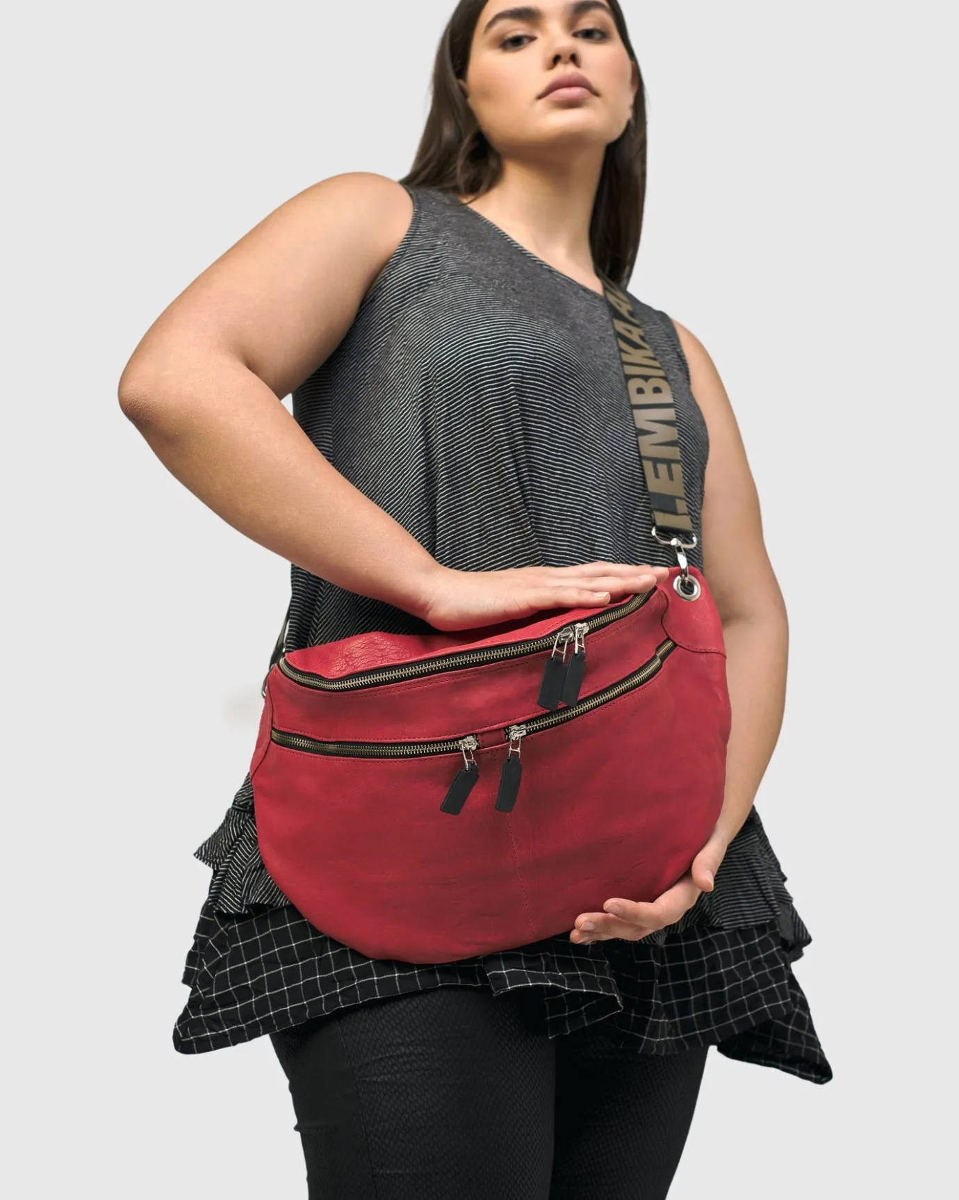 Women Alembika Bags & Pouches<On-The-Go Large Sling Bag, Vermillion