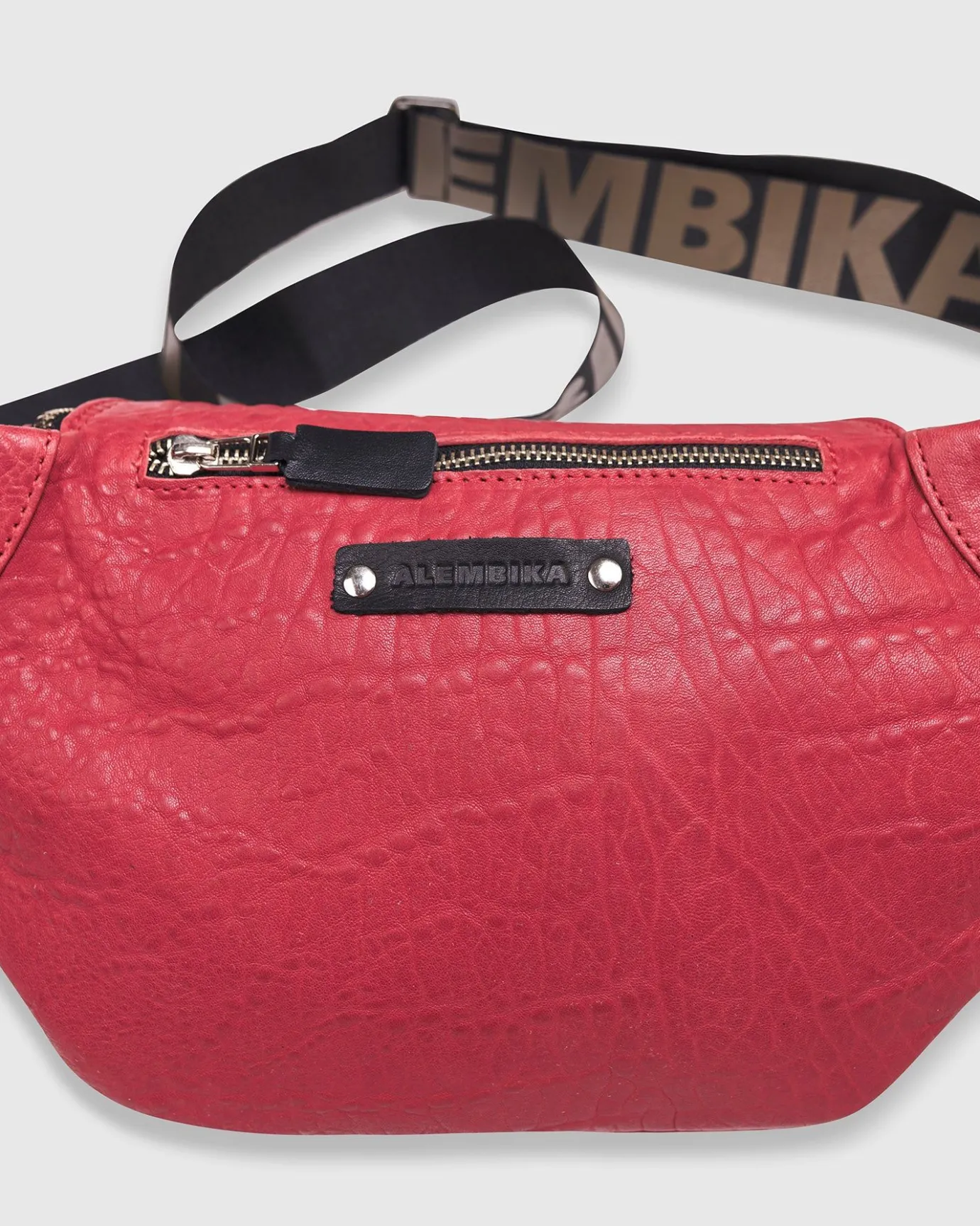 Women Alembika Bags & Pouches<On-The-Go Large Sling Bag, Vermillion