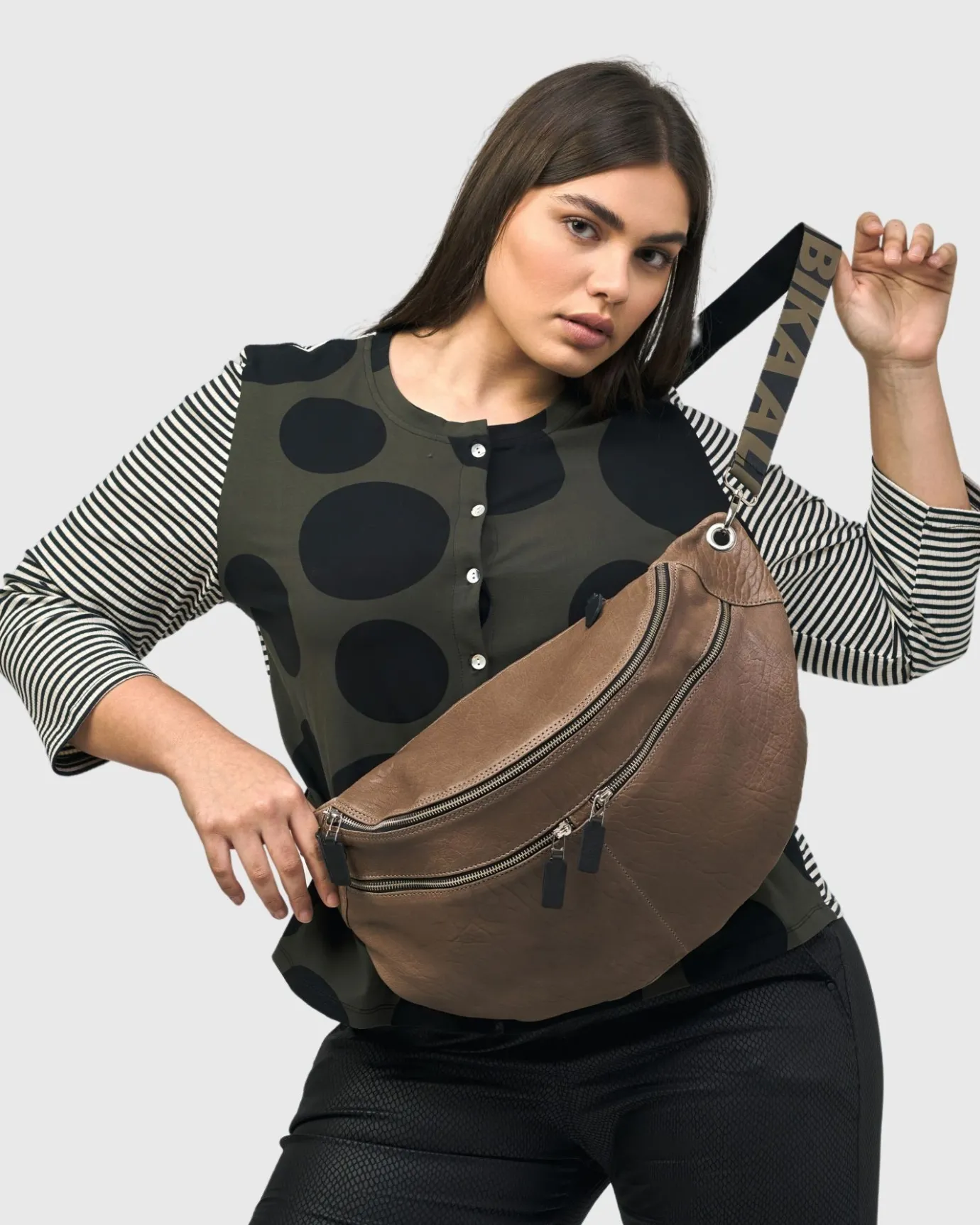 Women Alembika Bags & Pouches<On-The-Go Large Sling Bag, Wood