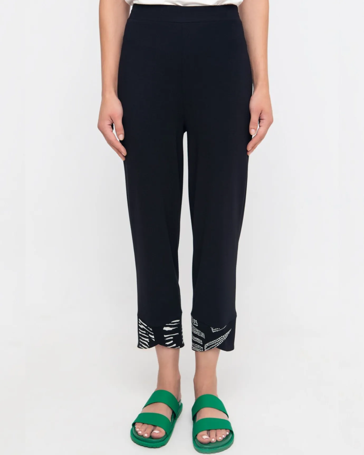 Women Alembika Pants & Skirts<Ozai N Ku Bliss Slim Pants, Black