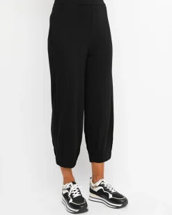 Women Alembika Pants & Skirts<Ozai N Ku Cropped Slim Pants, Black