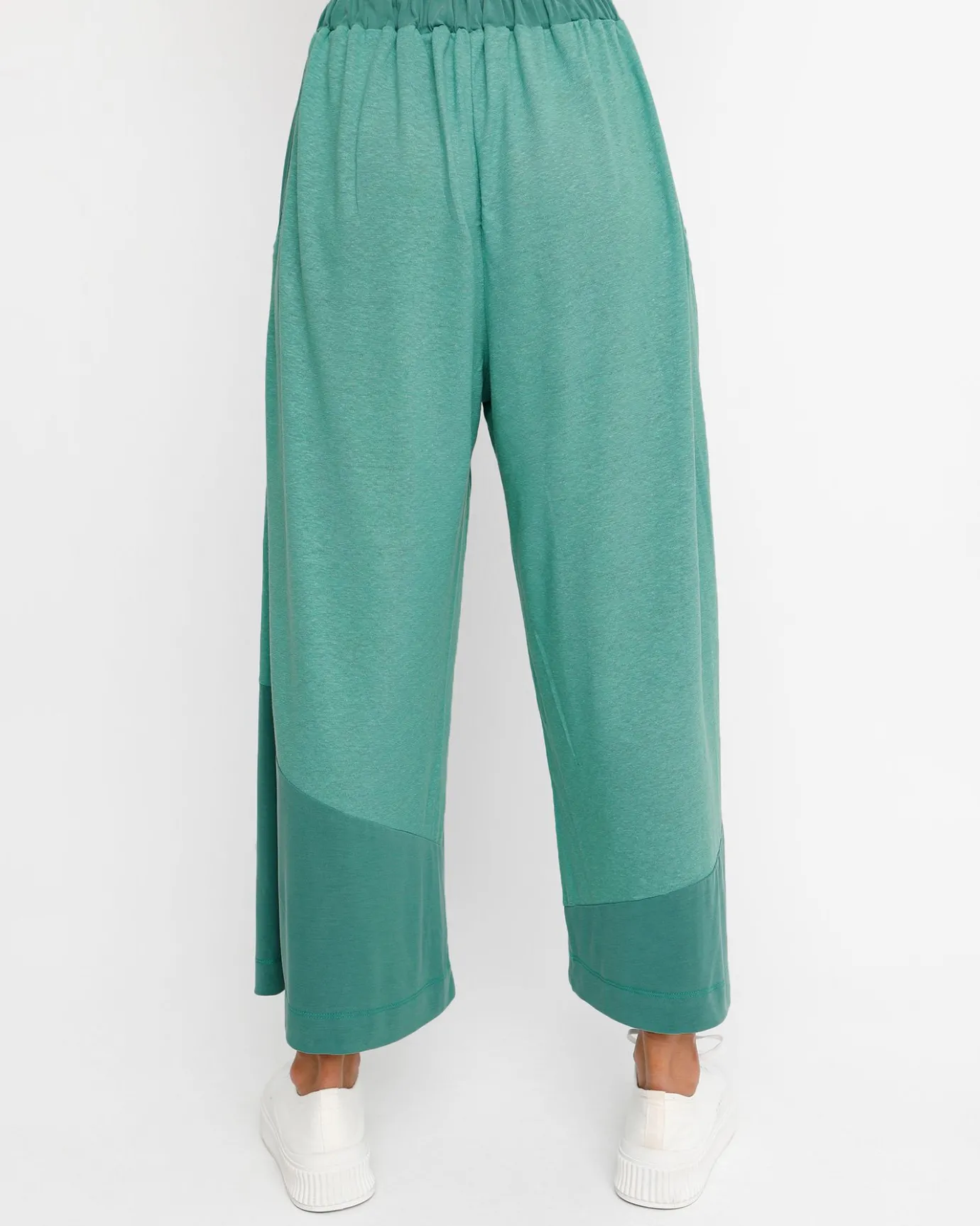 Women Alembika Pants & Skirts<Ozai N Ku Cropped Wide Leg Pants, Green