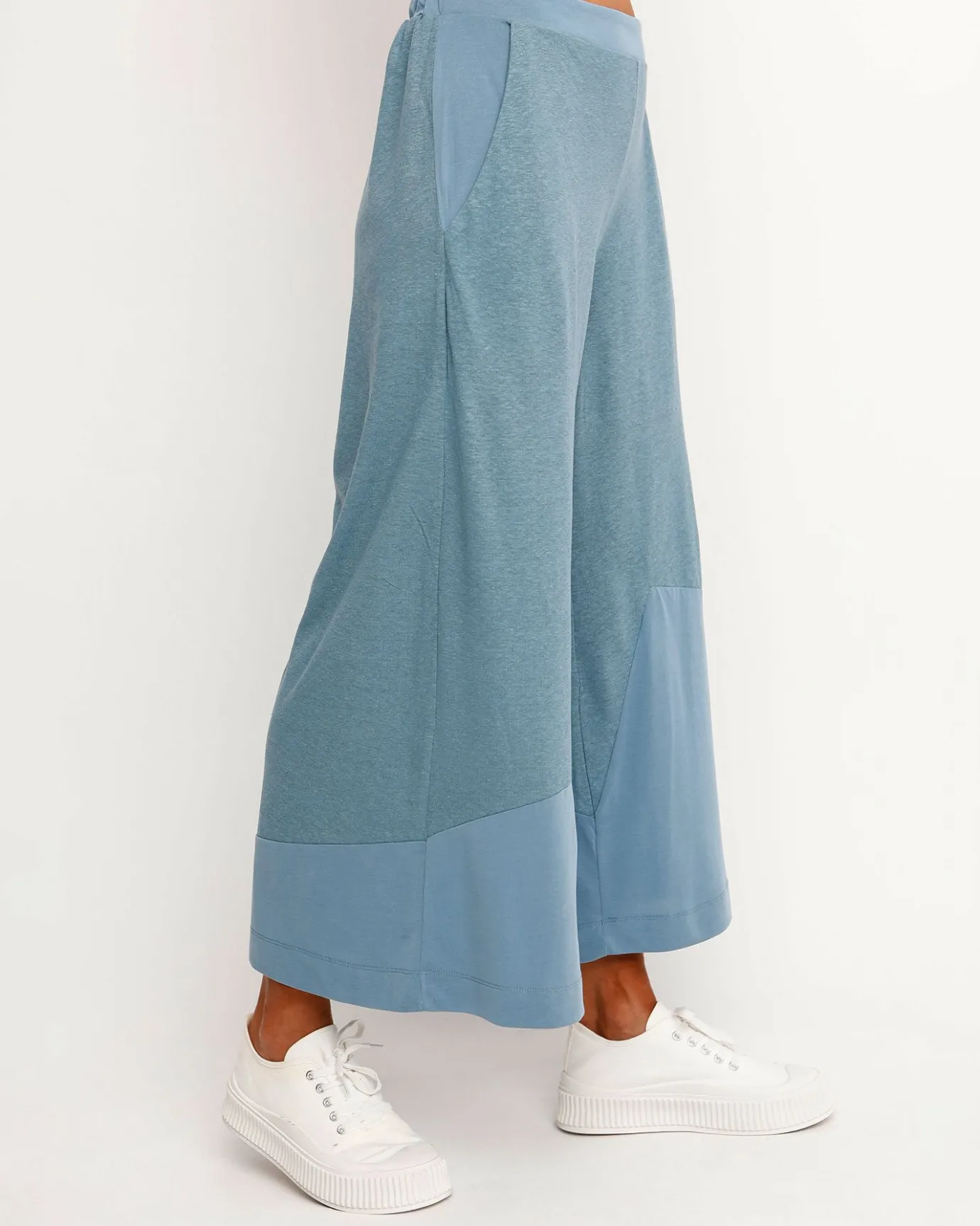 Women Alembika Pants & Skirts<Ozai N Ku Cropped Wide Leg Pants, Azure