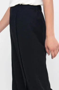 Women Alembika Pants & Skirts<Ozai N Ku Must-Have Slit-Front Flare Pants, Black