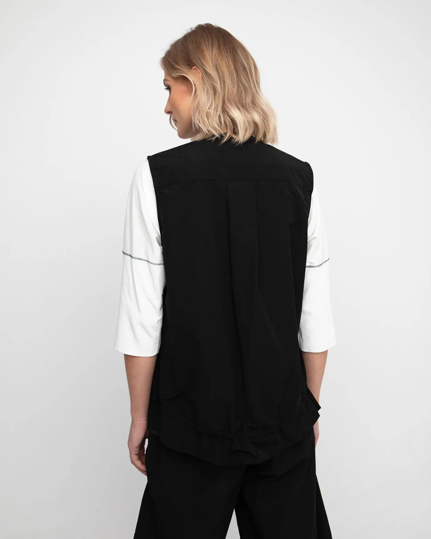 Women Alembika Jackets<Ozai N Ku Utility Vest, Black