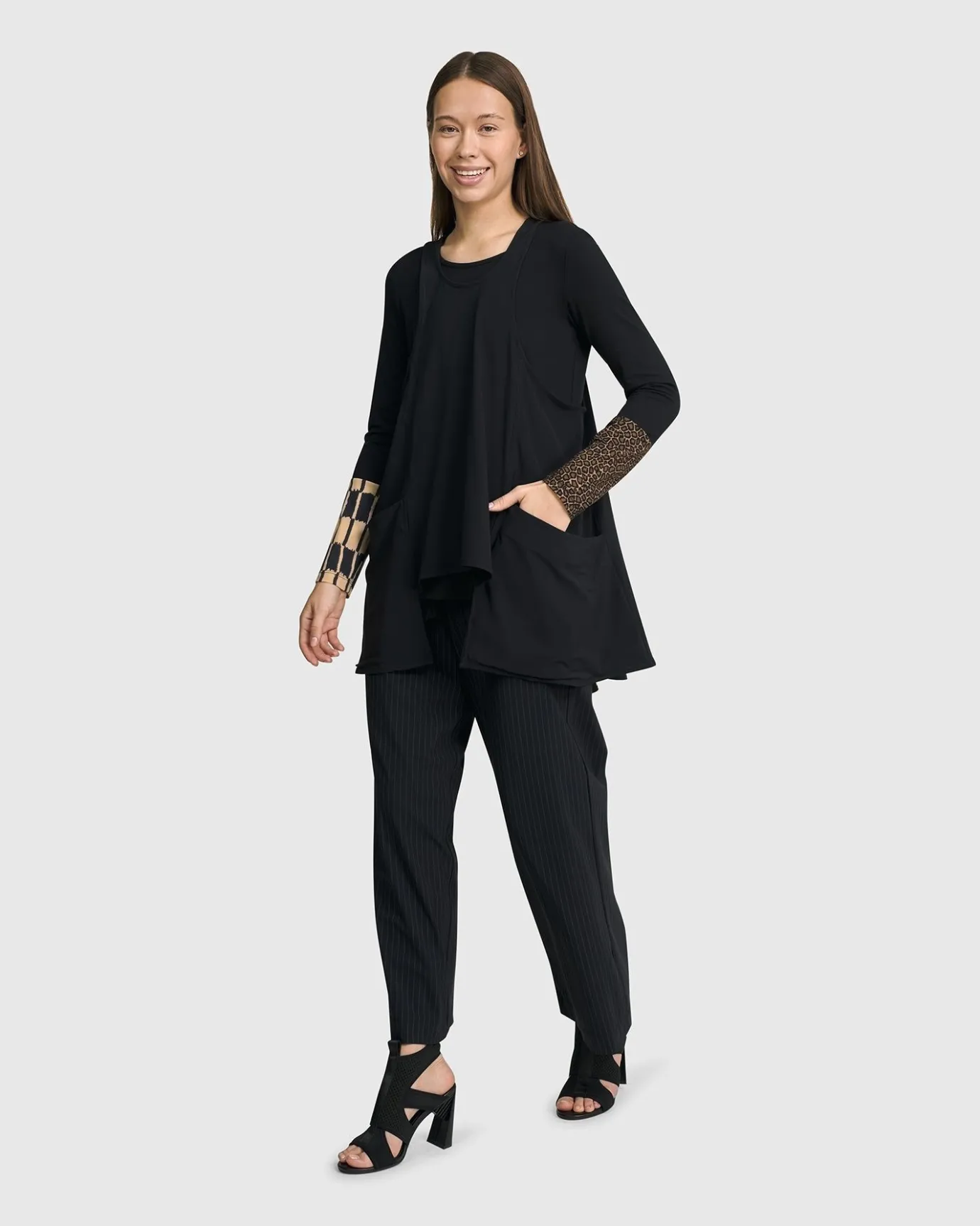 Women Alembika Jackets<Shelley Apron Top, Black