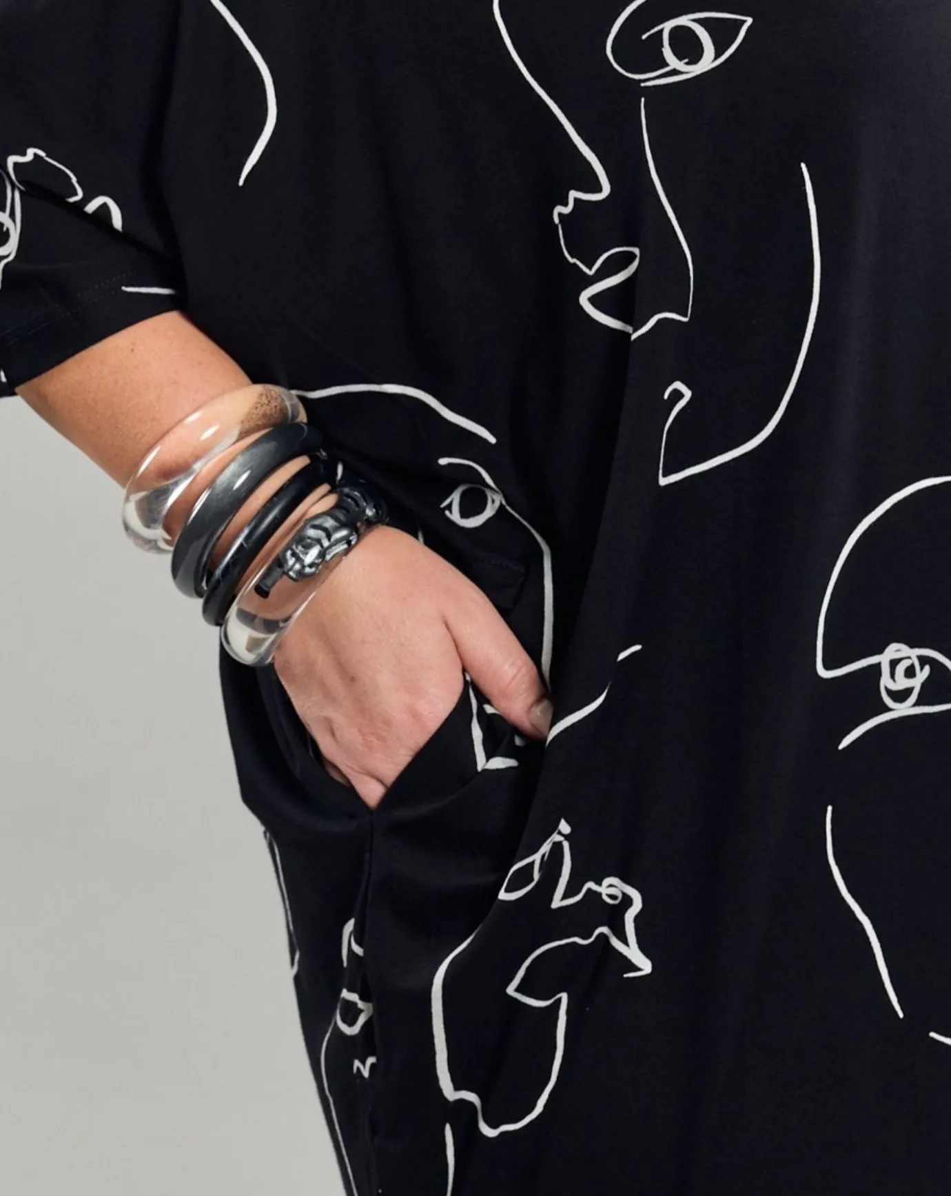 Women Alembika Jewelry<Silver Bangle Bracelet, Metallic