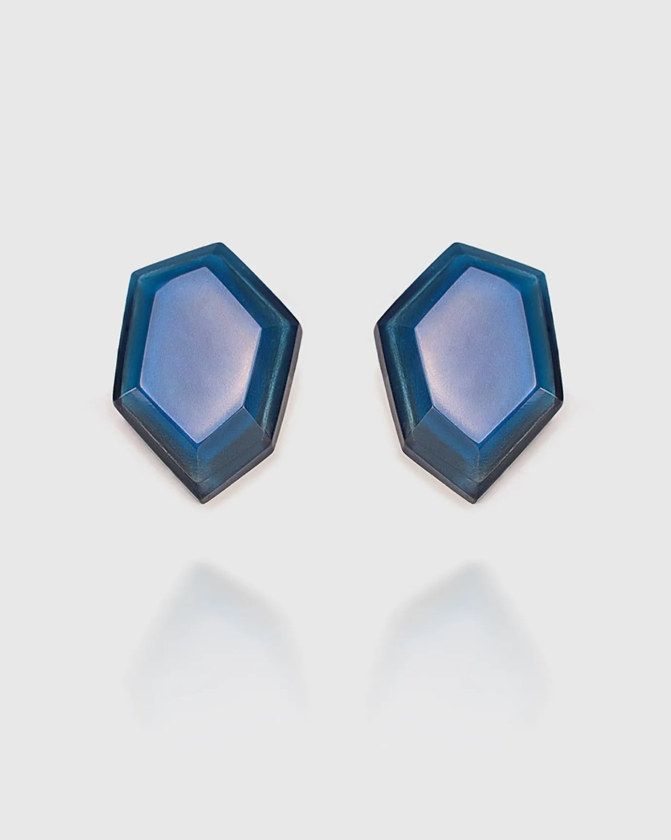 Women Alembika Jewelry<Sky Faceted Clip Earrings, Blue