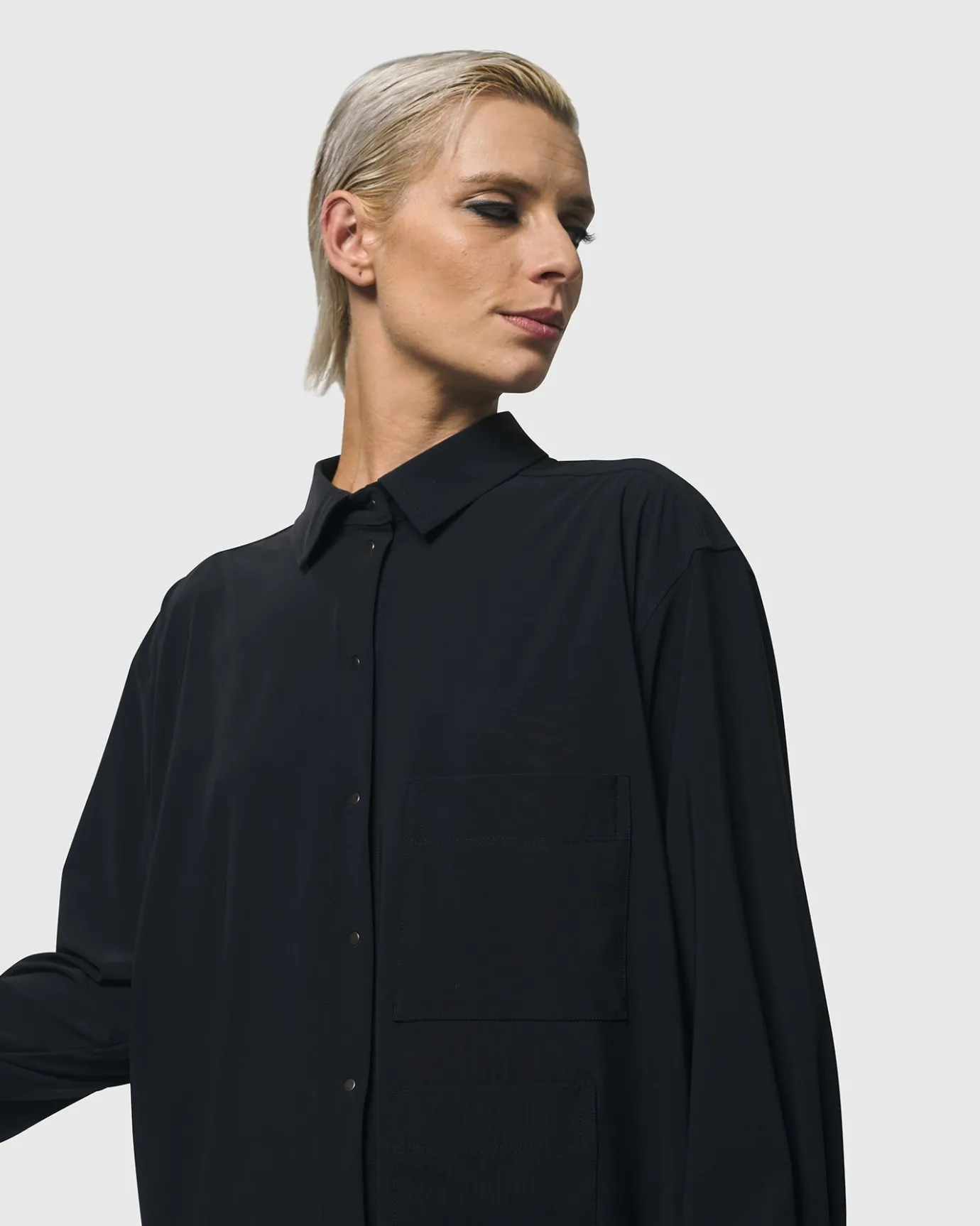 Women Alembika Plus<Trinity Button Down Shirt, Black