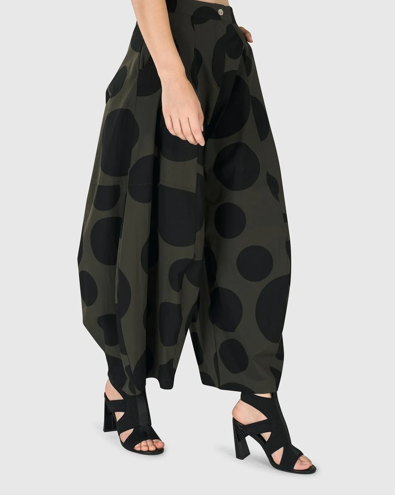 Women Alembika Pants & Skirts<Urban Akira Balloon Pants, Khaki