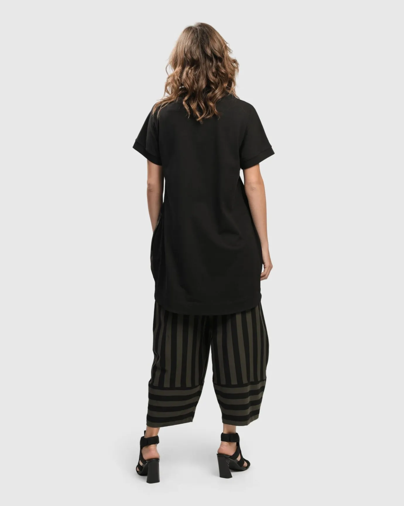 Women Alembika Tops & Tunics<Urban Bells Tunic Top, Khaki