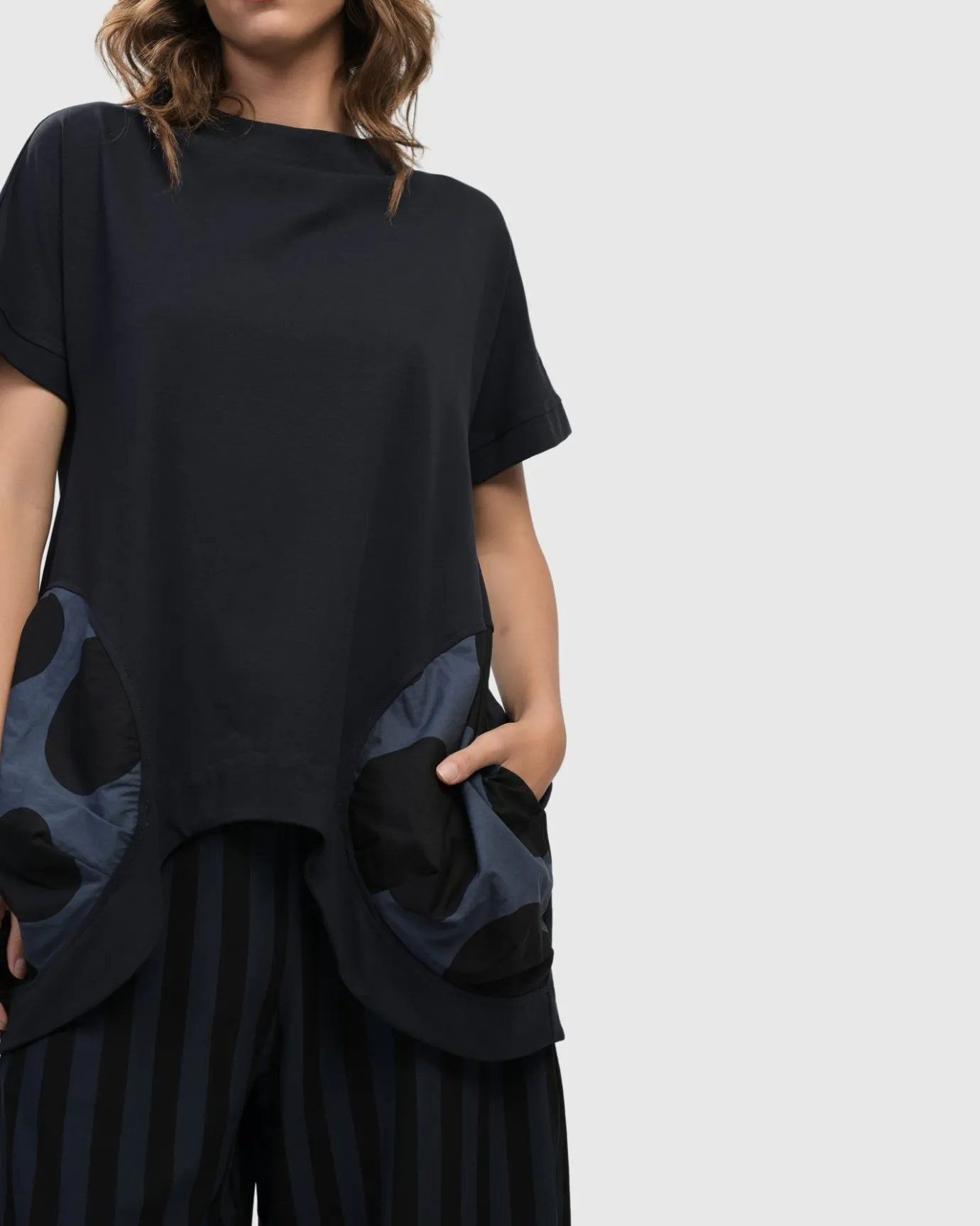 Women Alembika Tops & Tunics<Urban Bells Tunic Top, Navy