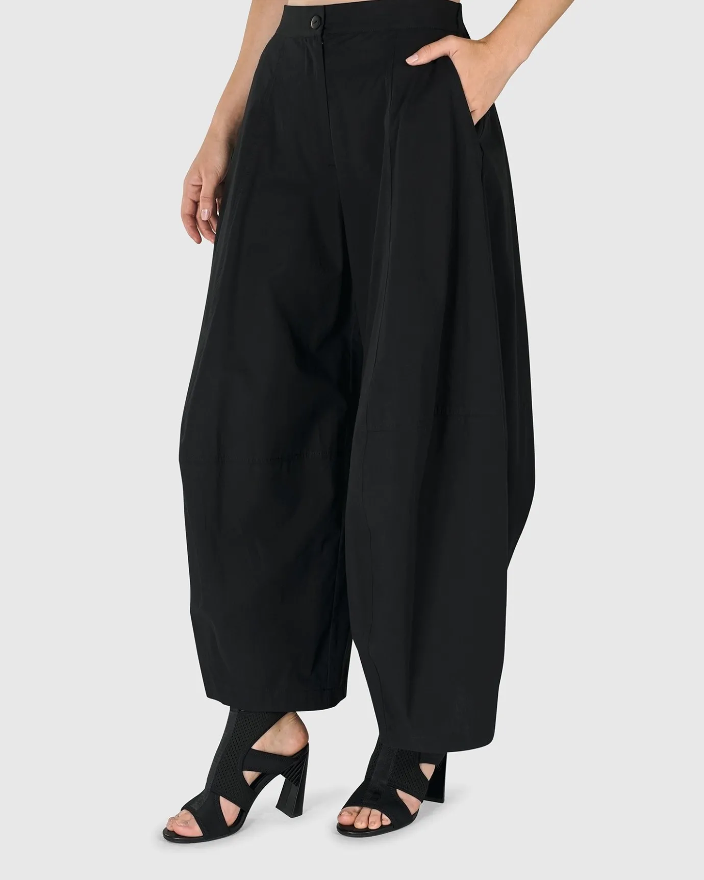 Women Alembika Pants & Skirts<Urban Bowery Balloon Pants, Black