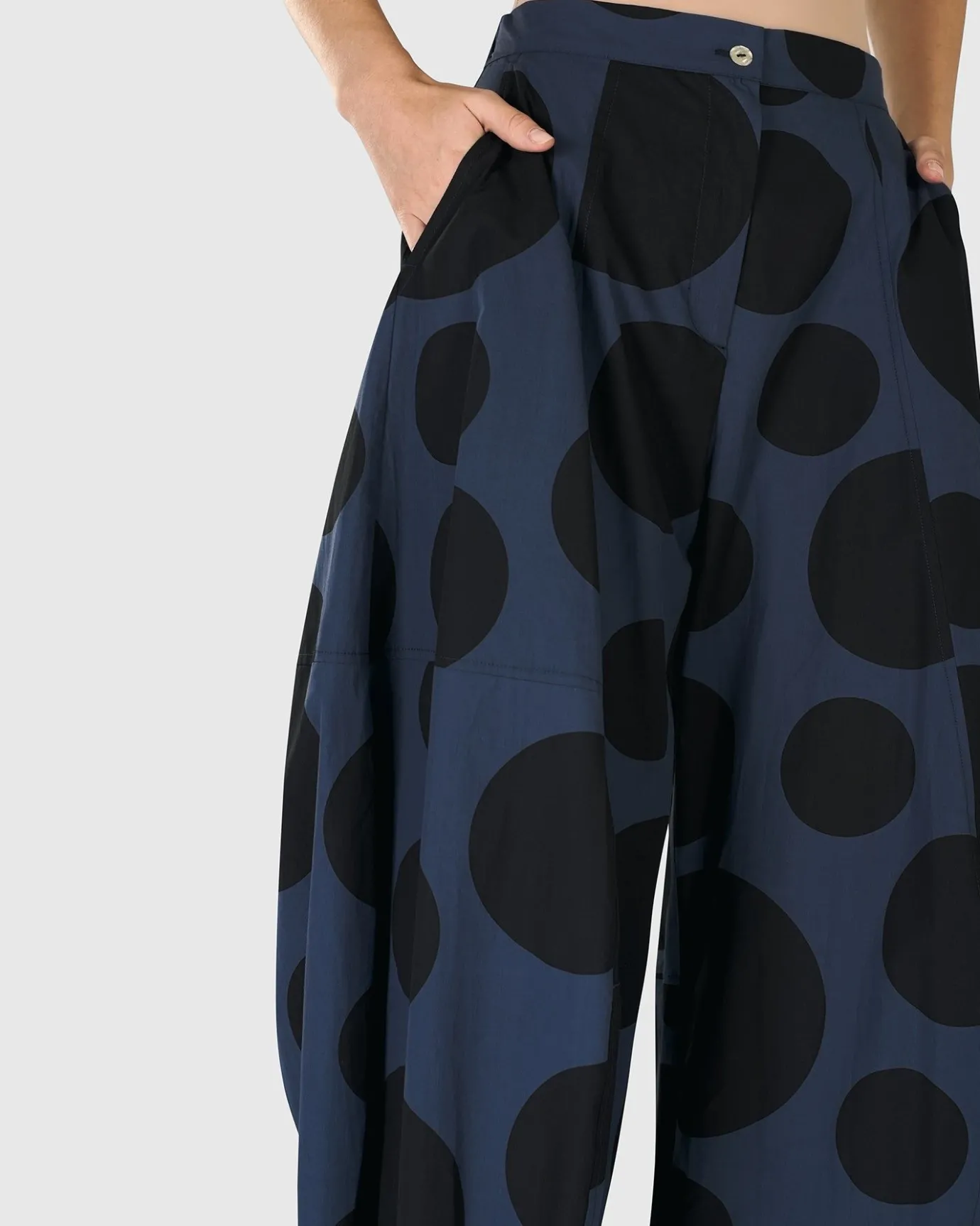 Women Alembika Pants & Skirts<Urban Carnavale Balloon Pants, Navy