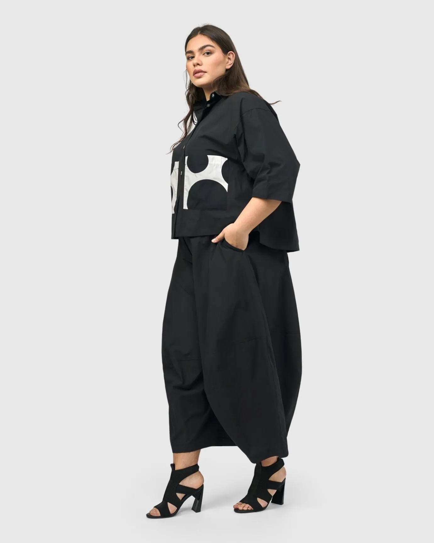 Women Alembika Tops & Tunics<Urban Carnegie Cropped Shirt, Mono