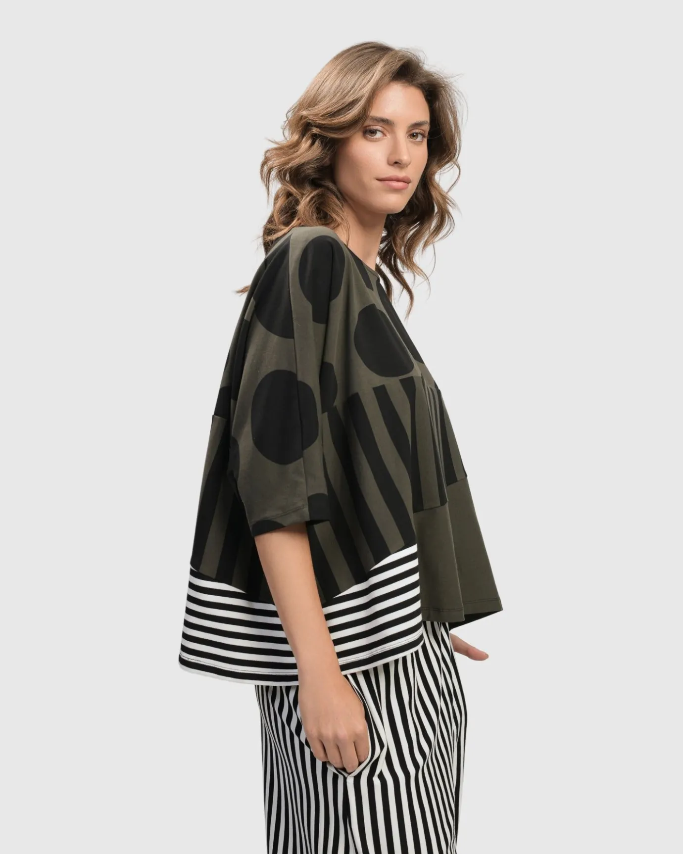 Women Alembika Tops & Tunics<Urban Chihiro Boxy Tee, Khaki