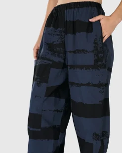 Women Alembika Plus<Urban Codex Barrel Pants, Navy