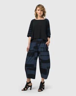Women Alembika Pants & Skirts<Urban Codex Barrel Pants, Navy