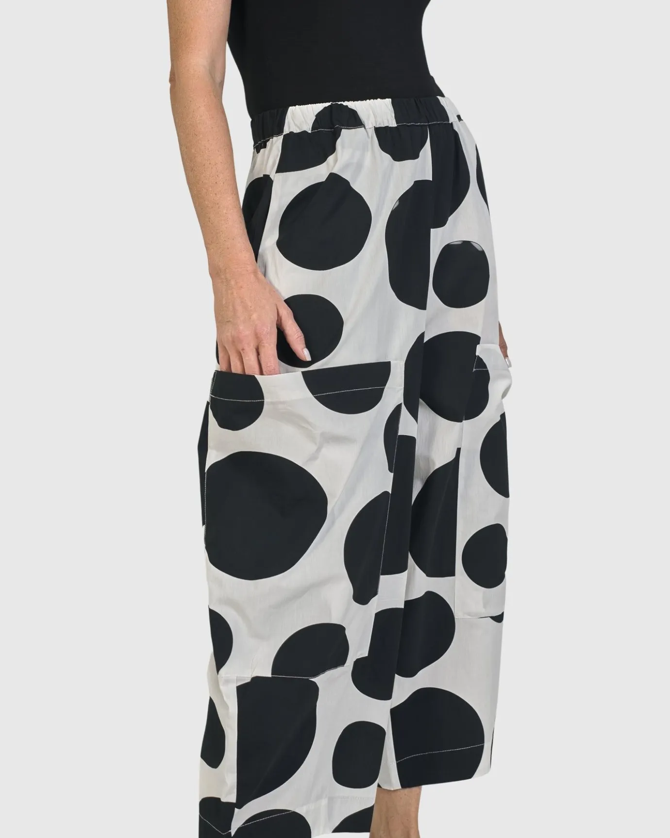 Women Alembika Pants & Skirts<Urban Dot Barrel Pants, Mono