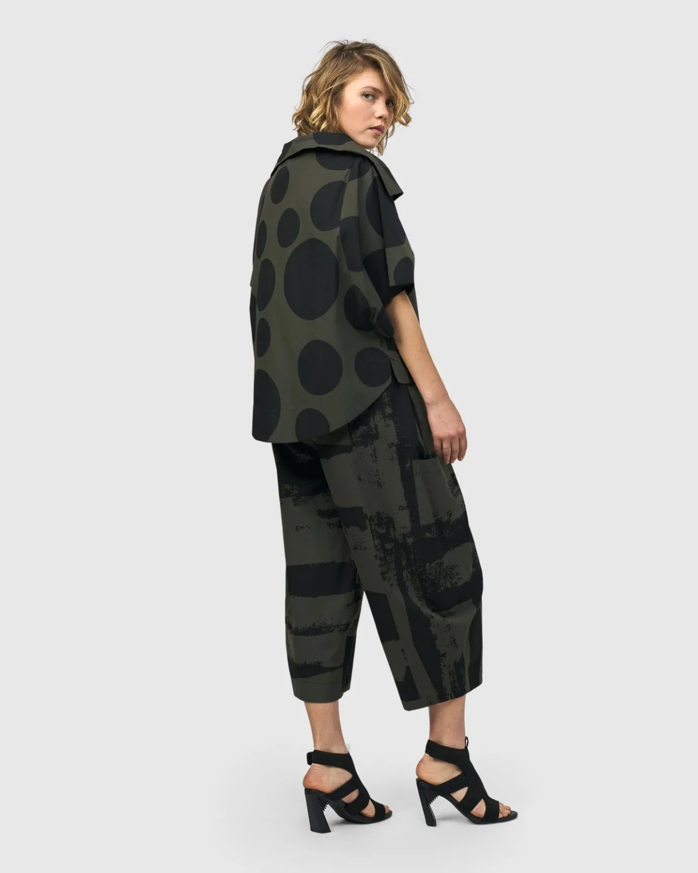 Women Alembika Plus<Urban Dots Kiku Cape Jacket, Khaki
