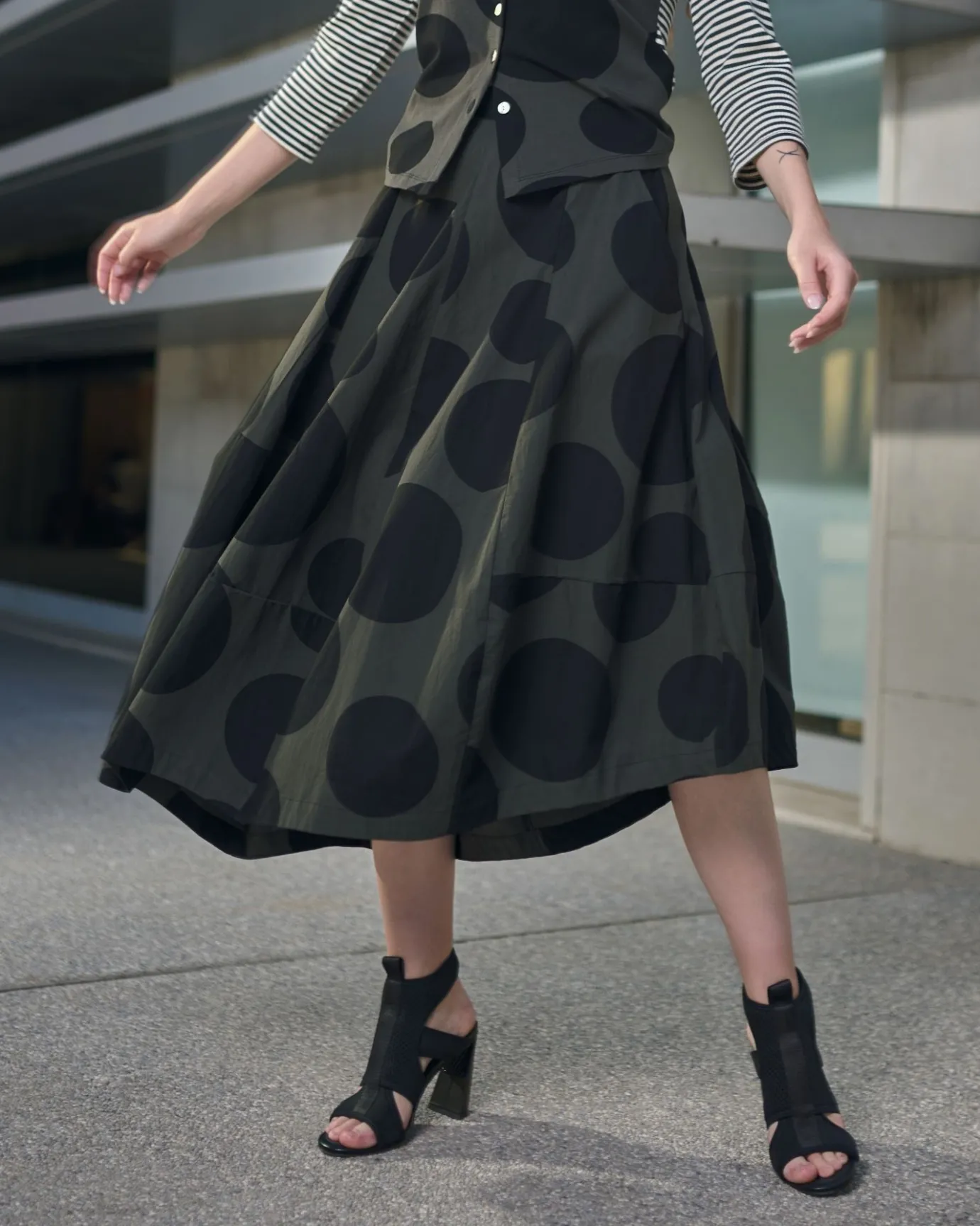 Women Alembika Plus<Urban Dots Lotus Balloon Skirt, Khaki