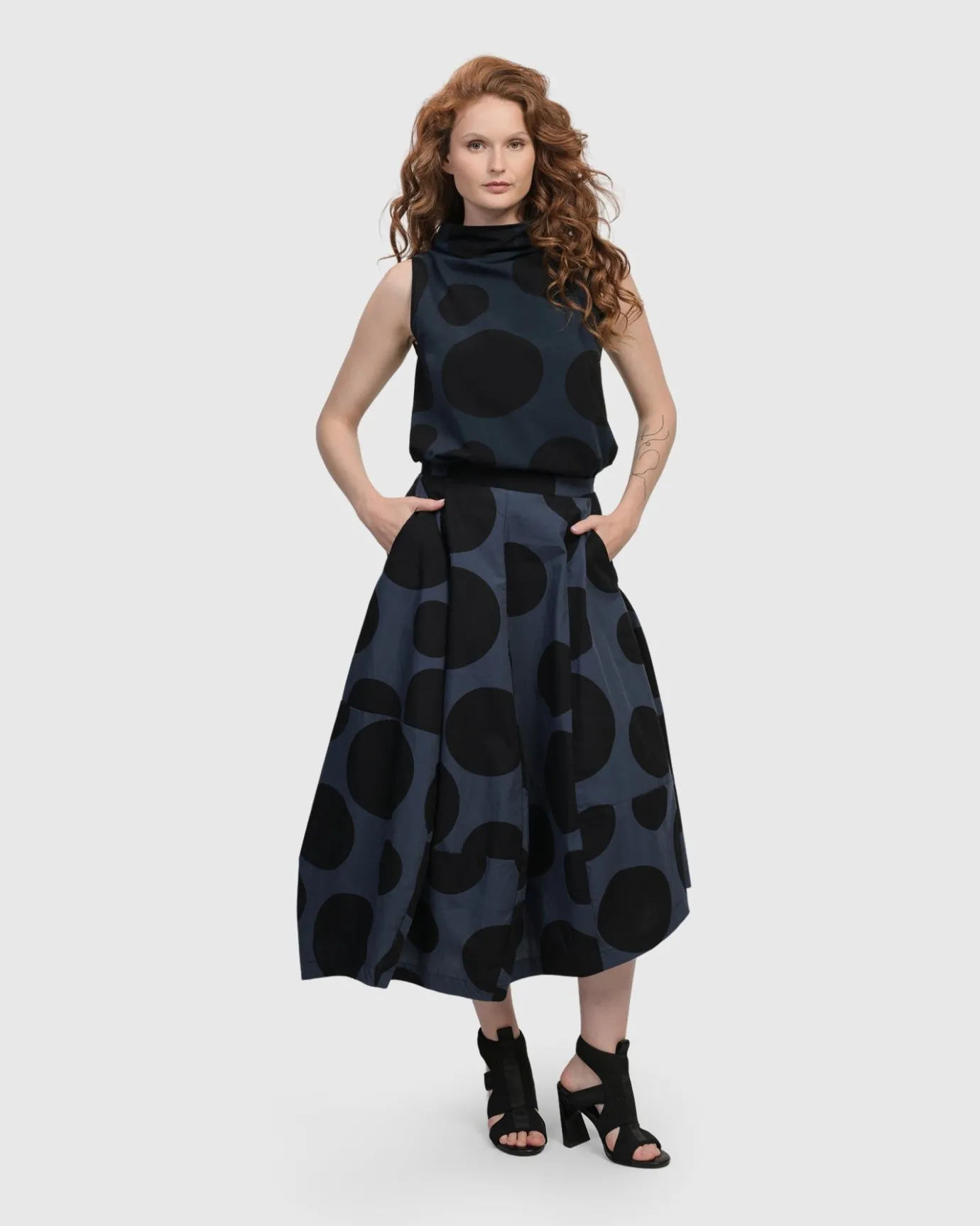 Women Alembika Tops & Tunics<Urban Dots Sleeveless Mockneck Top, Navy