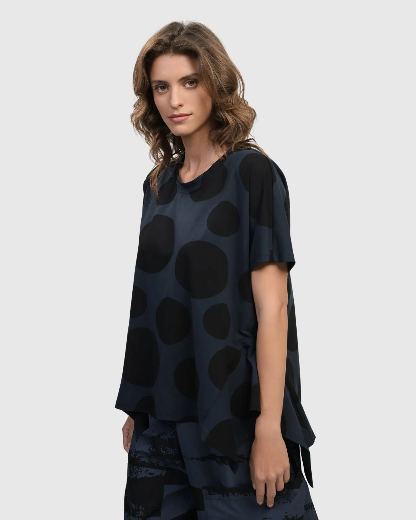 Women Alembika Tops & Tunics<Urban Juliana Relaxed Top, Navy
