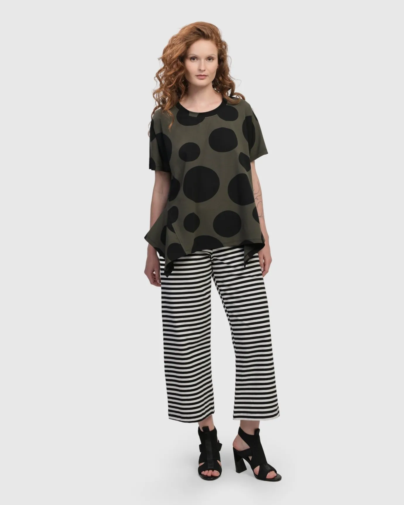 Women Alembika Tops & Tunics<Urban Kiki Relaxed Top, Khaki