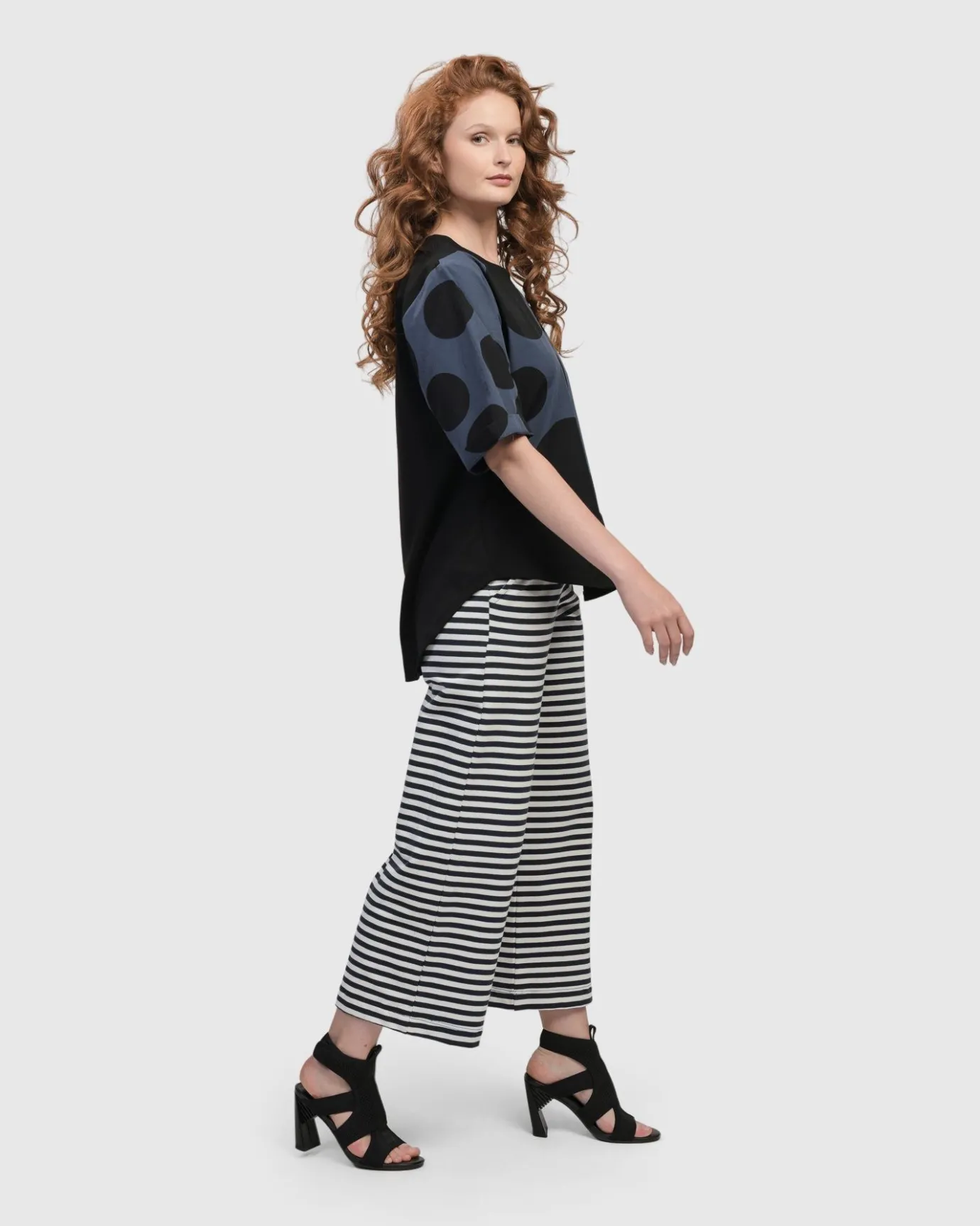 Women Alembika Pants & Skirts<Urban Lagoa Striped Pants, Navy
