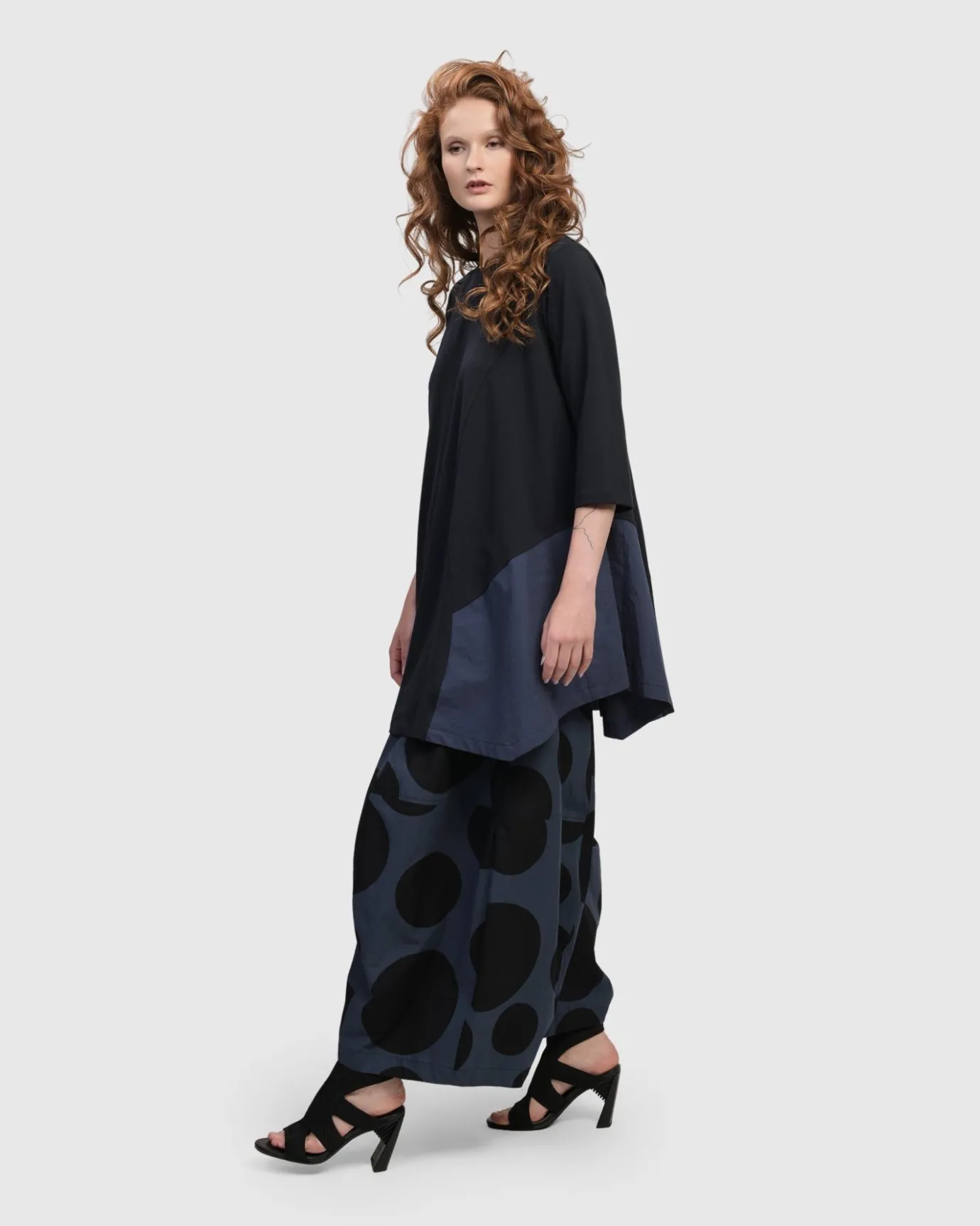 Women Alembika Tops & Tunics<Urban Marvels Trapeze Top, Navy