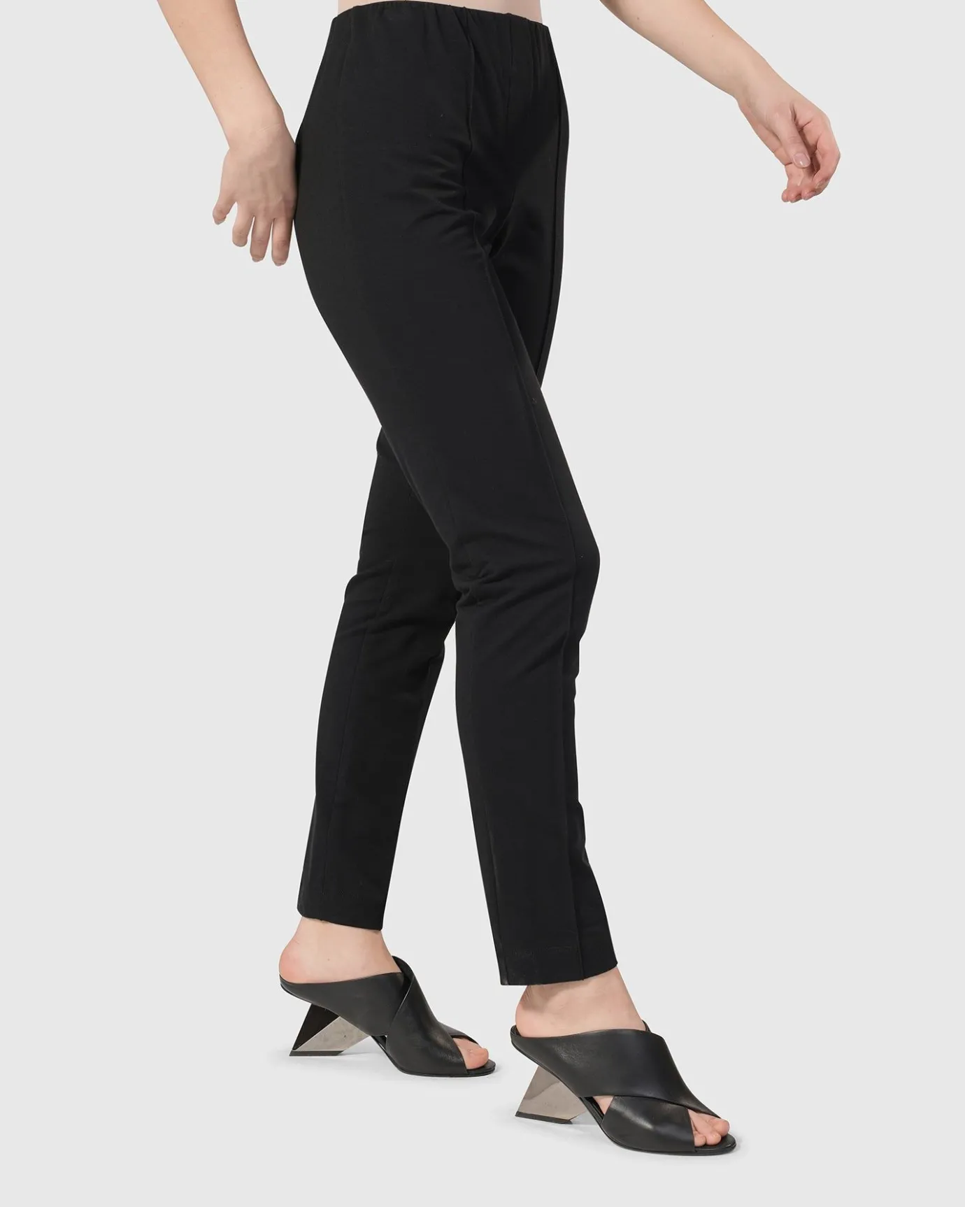 Women Alembika Pants & Skirts<Urban Metropolitan Slim Trousers, Black