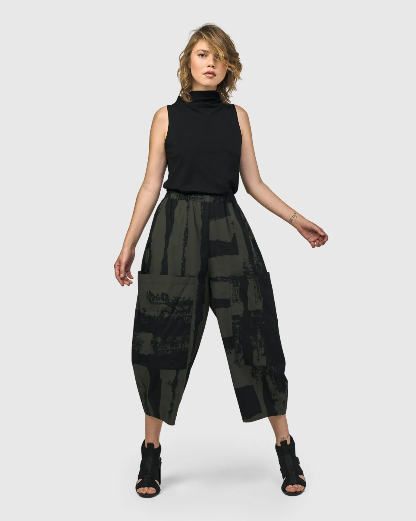 Women Alembika Plus<Urban Origami Barrel Pants, Khaki