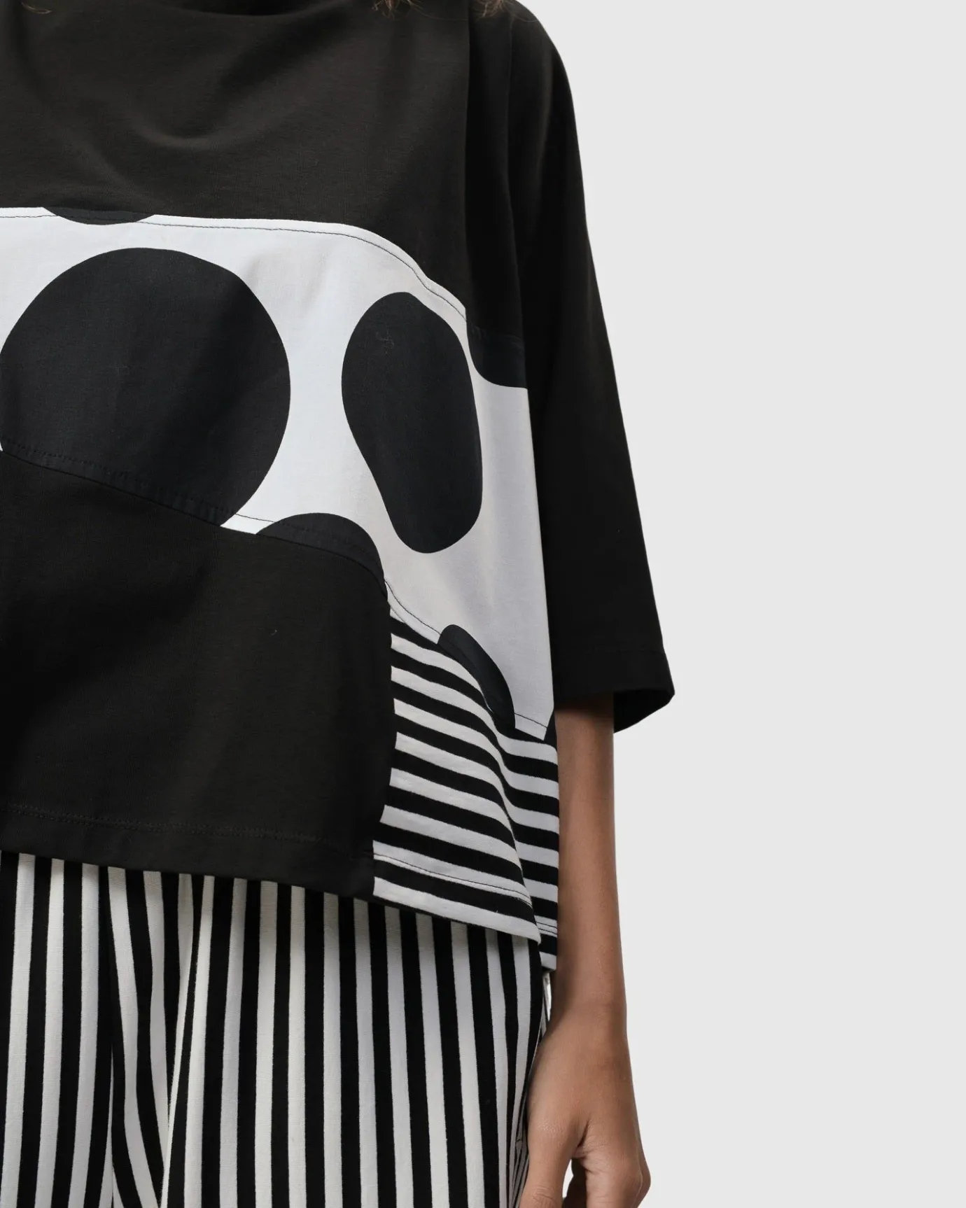 Women Alembika Tops & Tunics<Urban Rockefeller Dots Boxy Tee, Mono