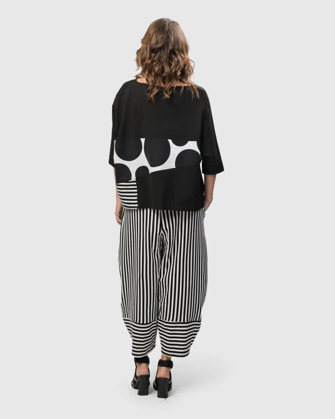 Women Alembika Tops & Tunics<Urban Rockefeller Dots Boxy Tee, Mono