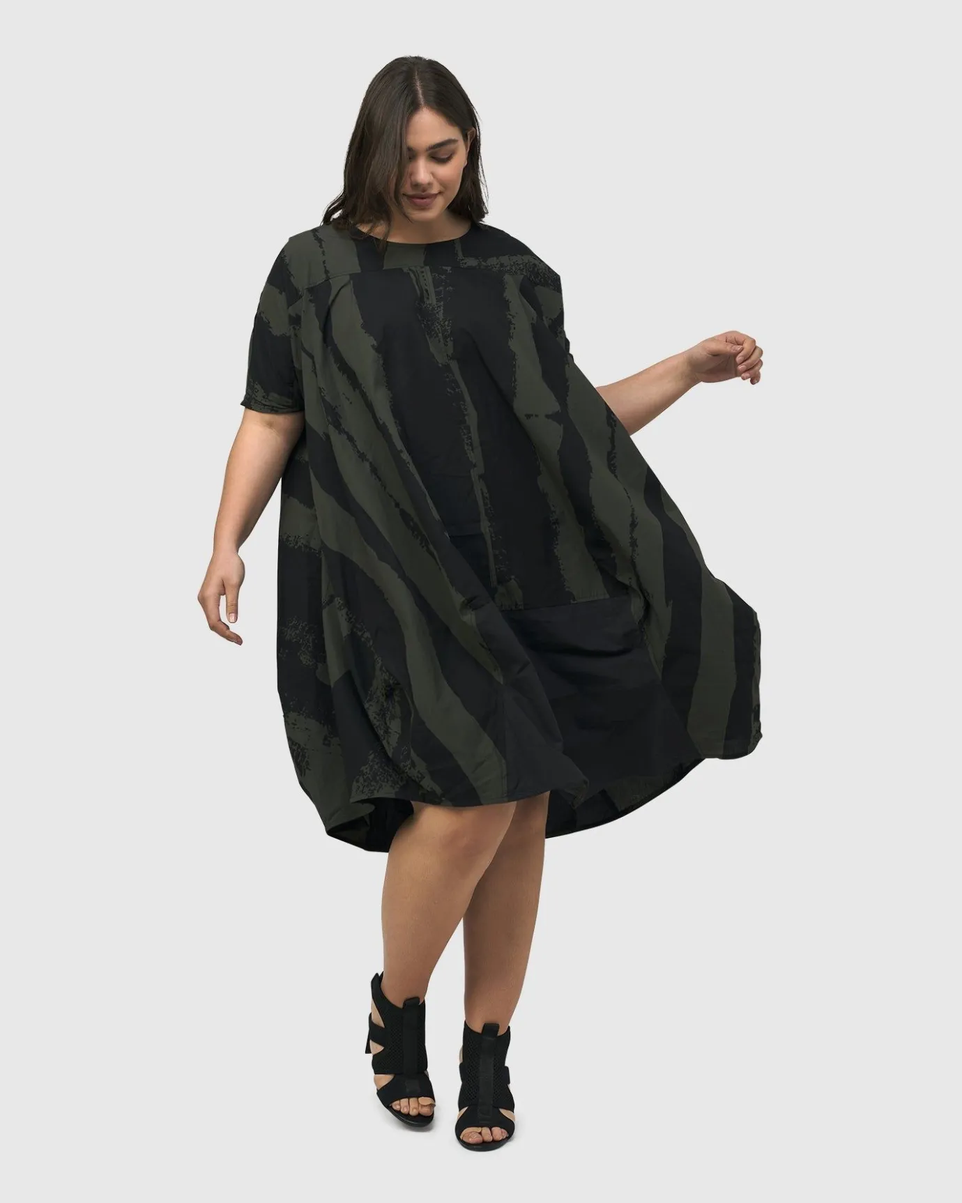 Women Alembika Dresses<Urban Sake Muumuu Dress, Khaki