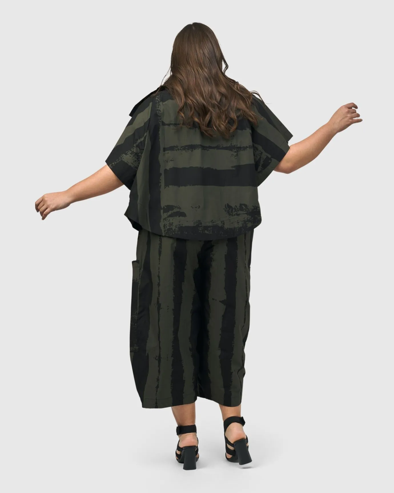 Women Alembika Plus<Urban Sakura Cape Jacket, Khaki