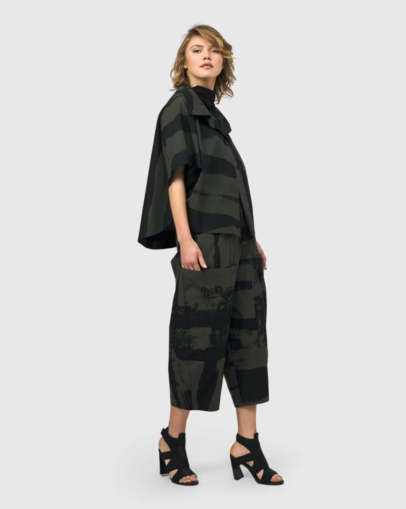 Women Alembika Plus<Urban Sakura Cape Jacket, Khaki