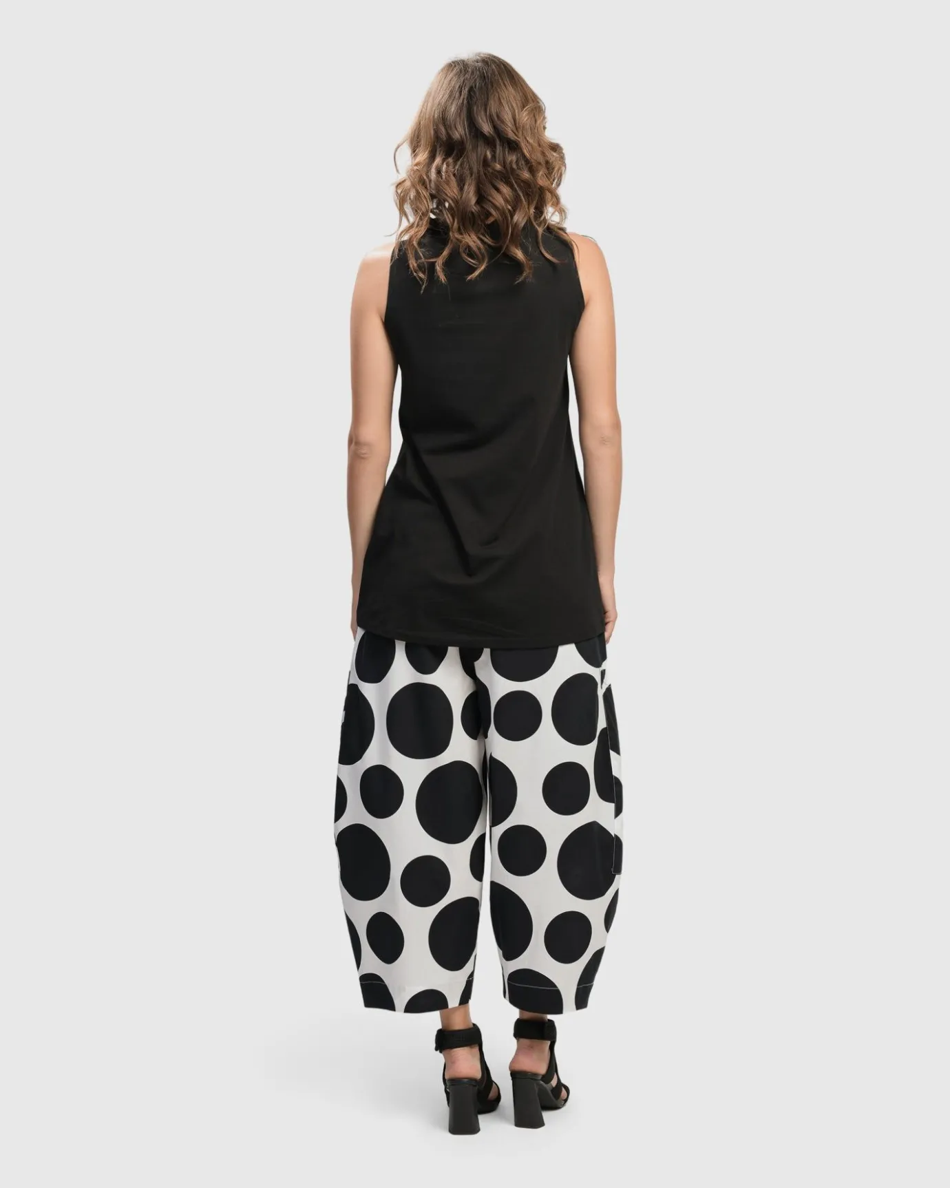 Women Alembika Plus<Urban Sleeveless Mockneck Top, Black